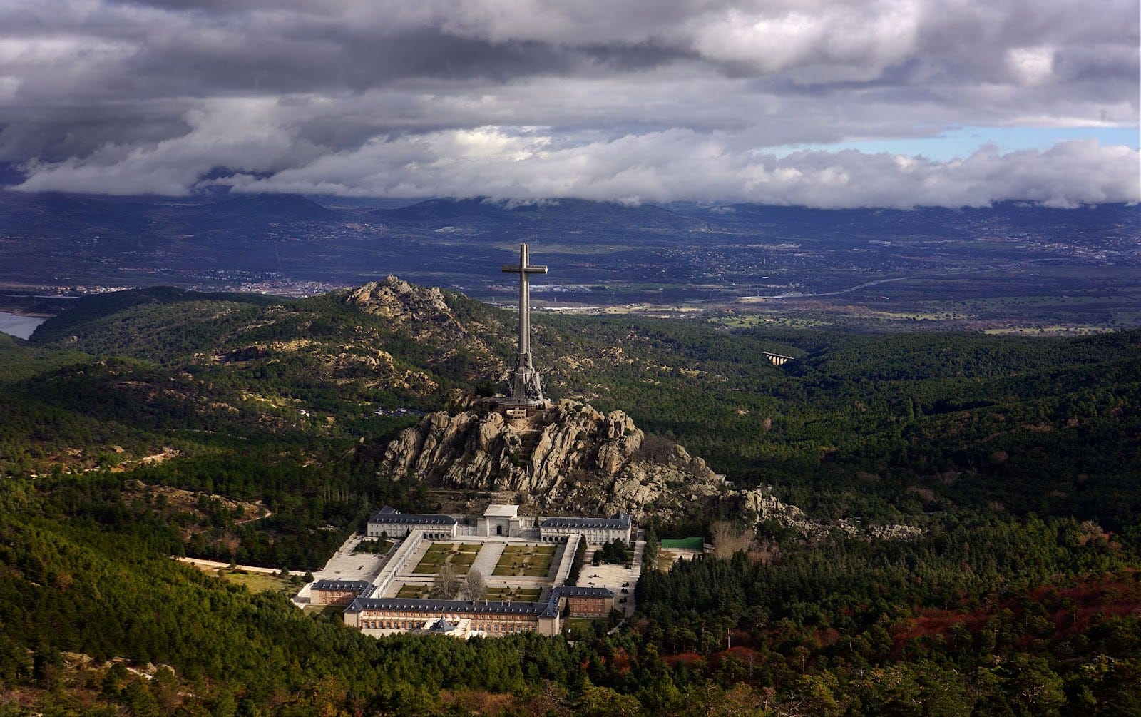Inside the ‘compromise’ over Spain’s Civil War memorial