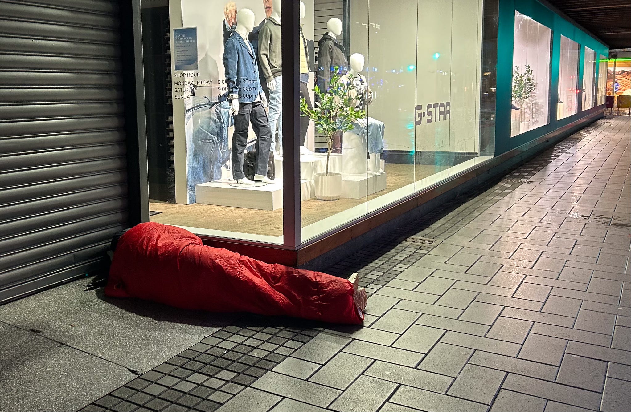 Thursday's Early Bird: Three homeless people freeze to death episode artwork