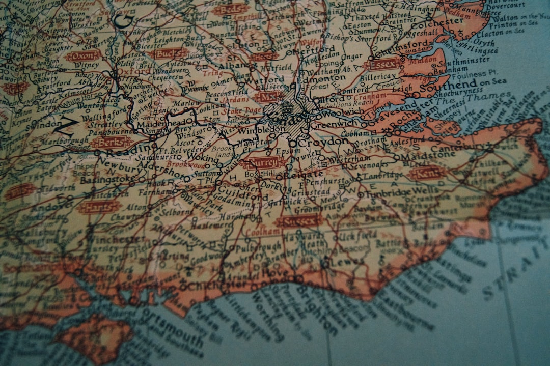 206. Inglês e Companhia (Volta ao Mundo em 33 Línguas — Parte 3)