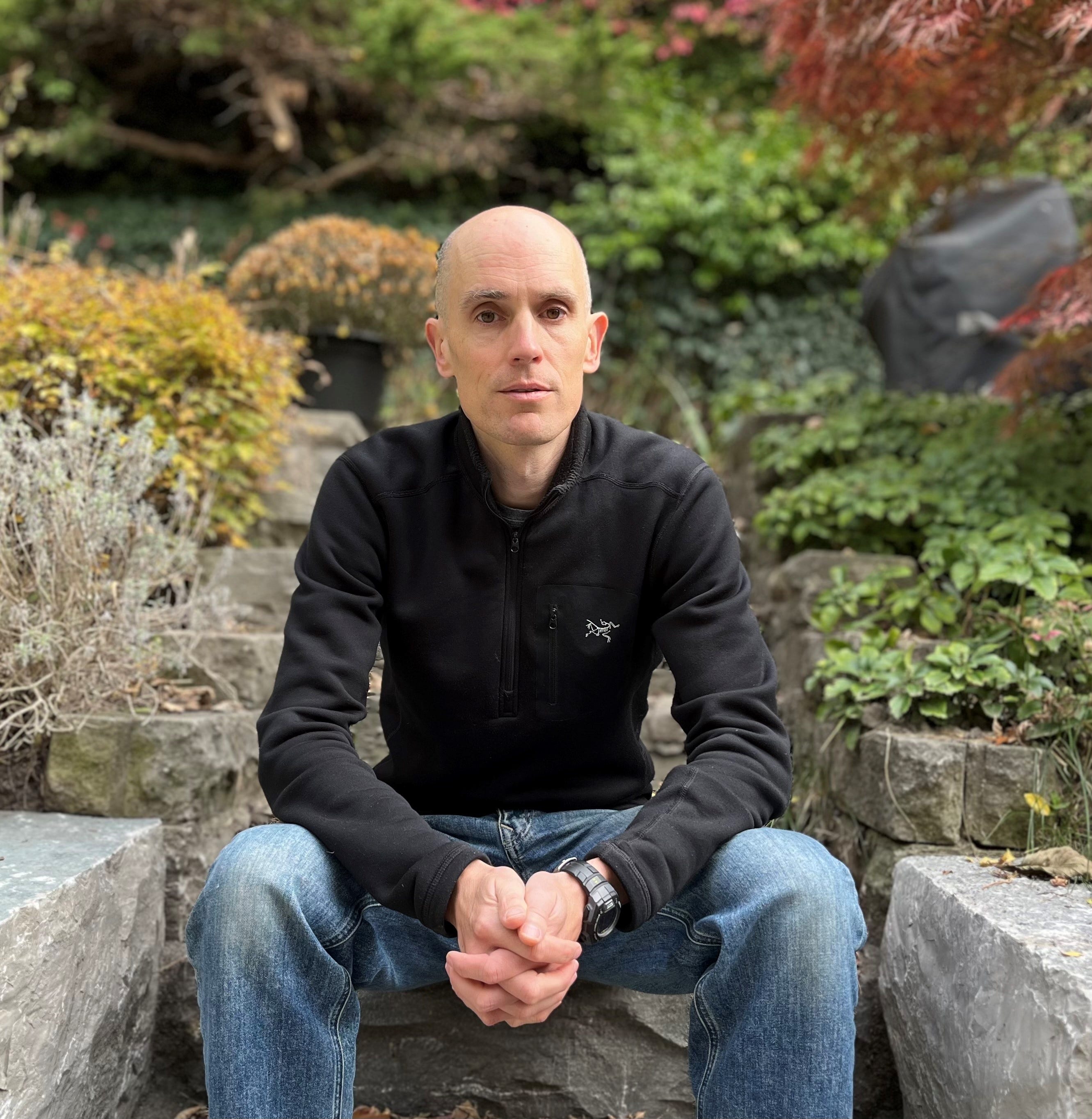 Episode 135: Alex Hutchinson on the Benefits of Getting Out of Your Comfort Zone episode artwork