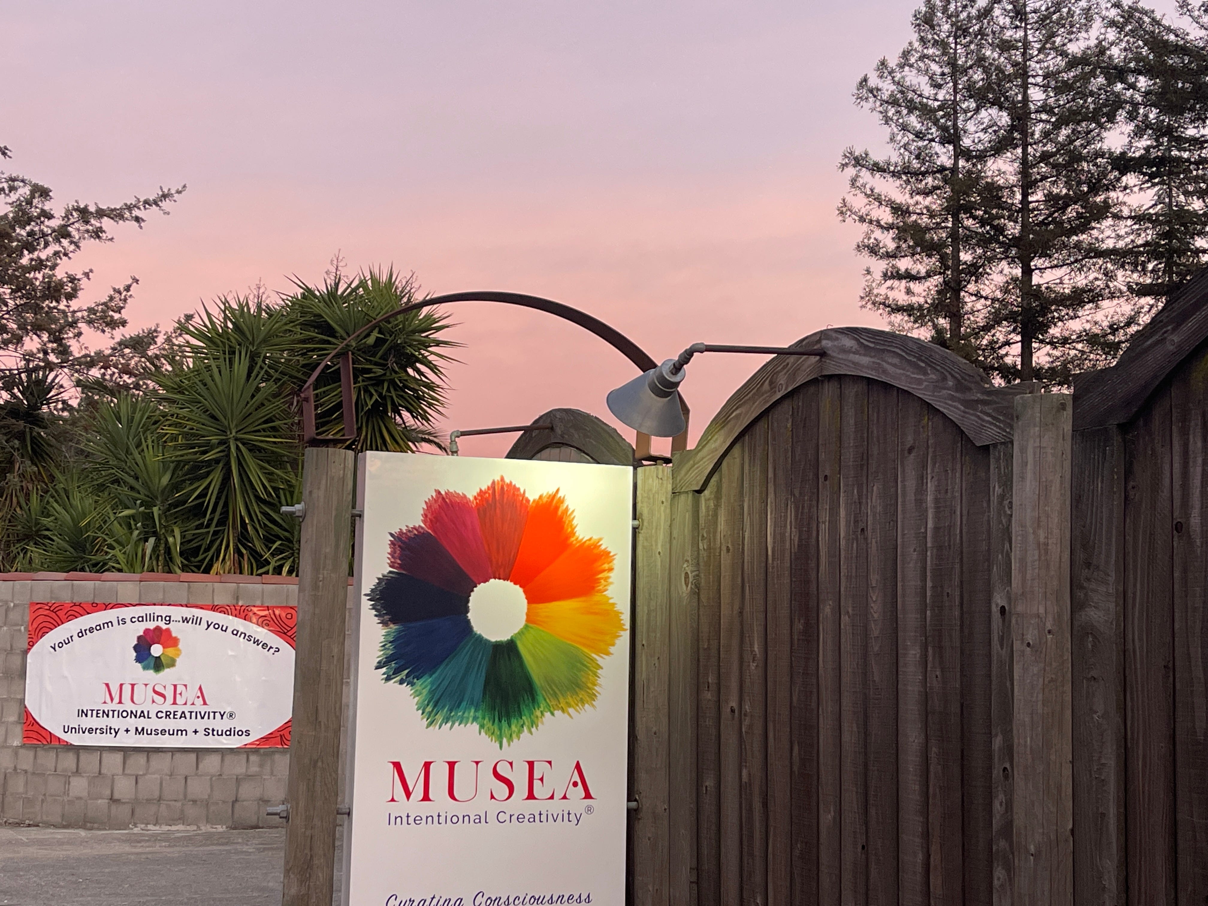 Let’s spend the weekend together (recontextualizing virtual)