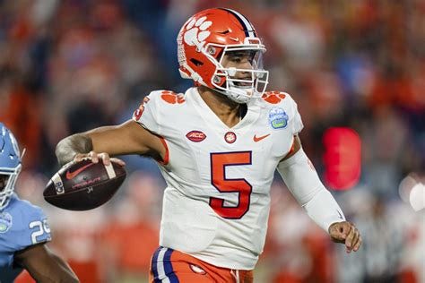 @CFBPlayoff final 4 set, Transfer Portal getting crowded as mutiny is real @BadgerFootball @StanfordFball @AggieFootball @hfrfromthefloor shares new segment "Absolute HorseShit" $ES_F but 4 charts episode artwork