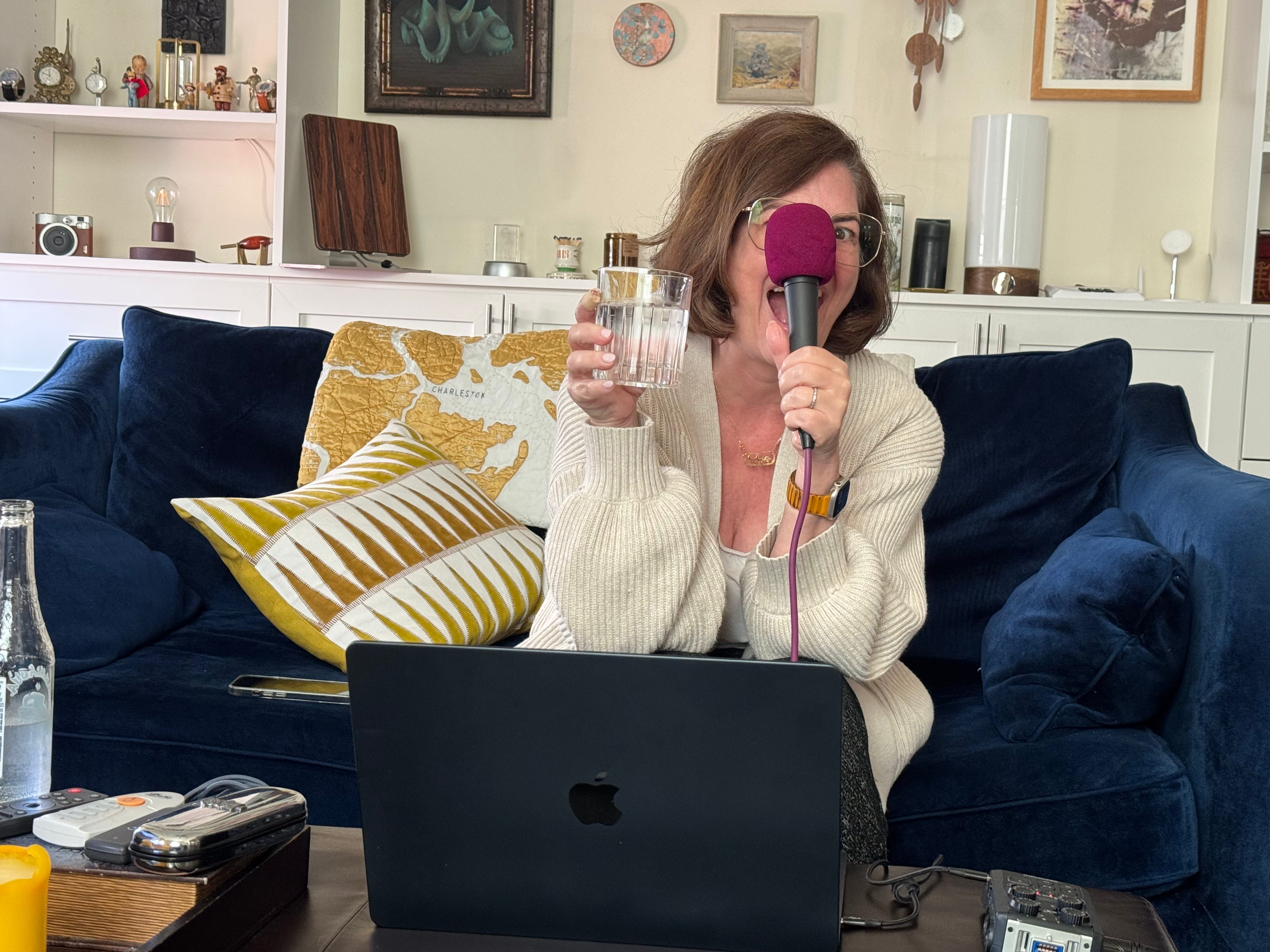 F*ckin' Becky. s7. episode 5.
