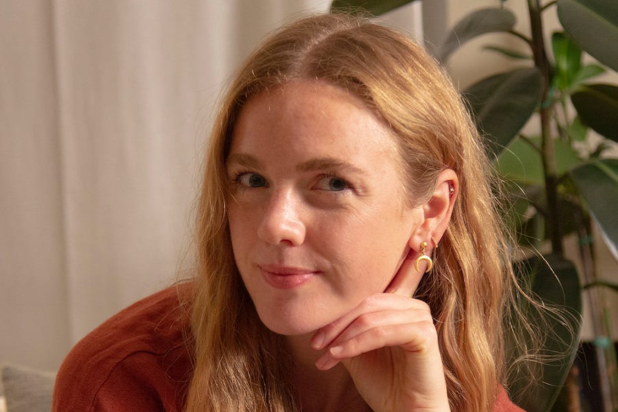 How to Avoid Conspiracy Theory Hype – Navigating the Post-Truth Era with Ellie Anderson, PhD episode artwork