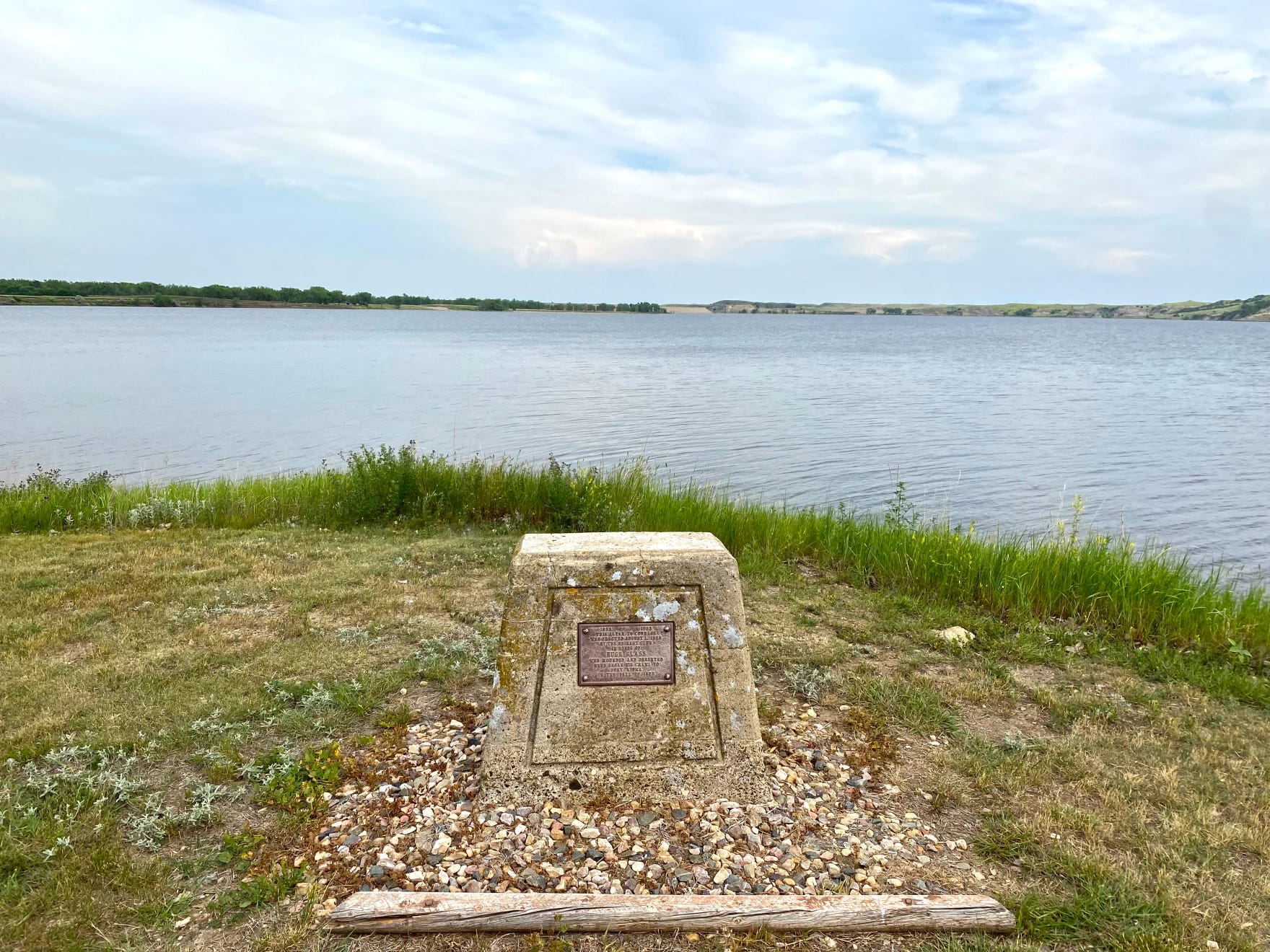 Nebraska Examiner's Paul Hammel on John Neihardt's mystery monument