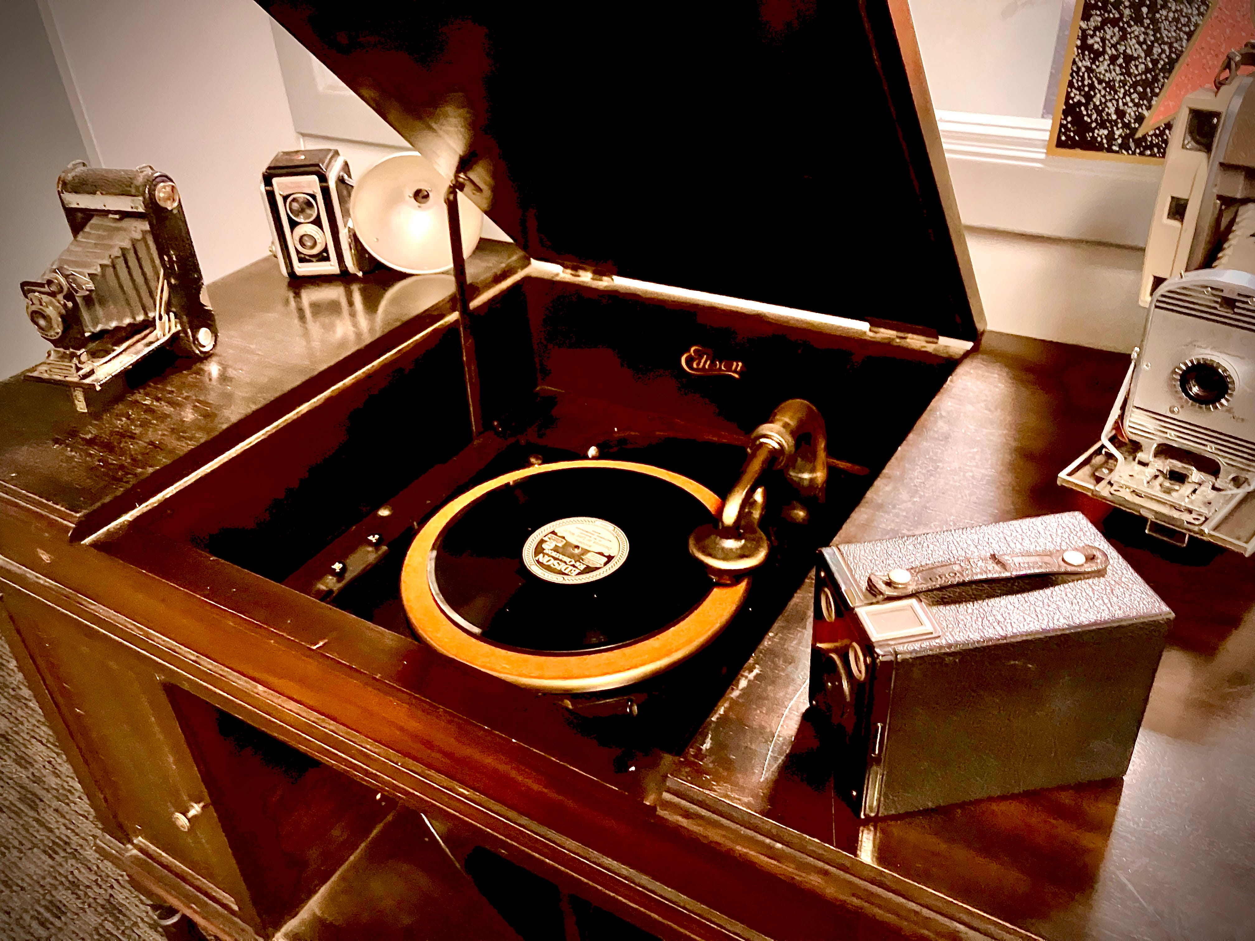 The 25 Most Surprising Things About The 25 Most Shazamed Songs in Omaha This Week