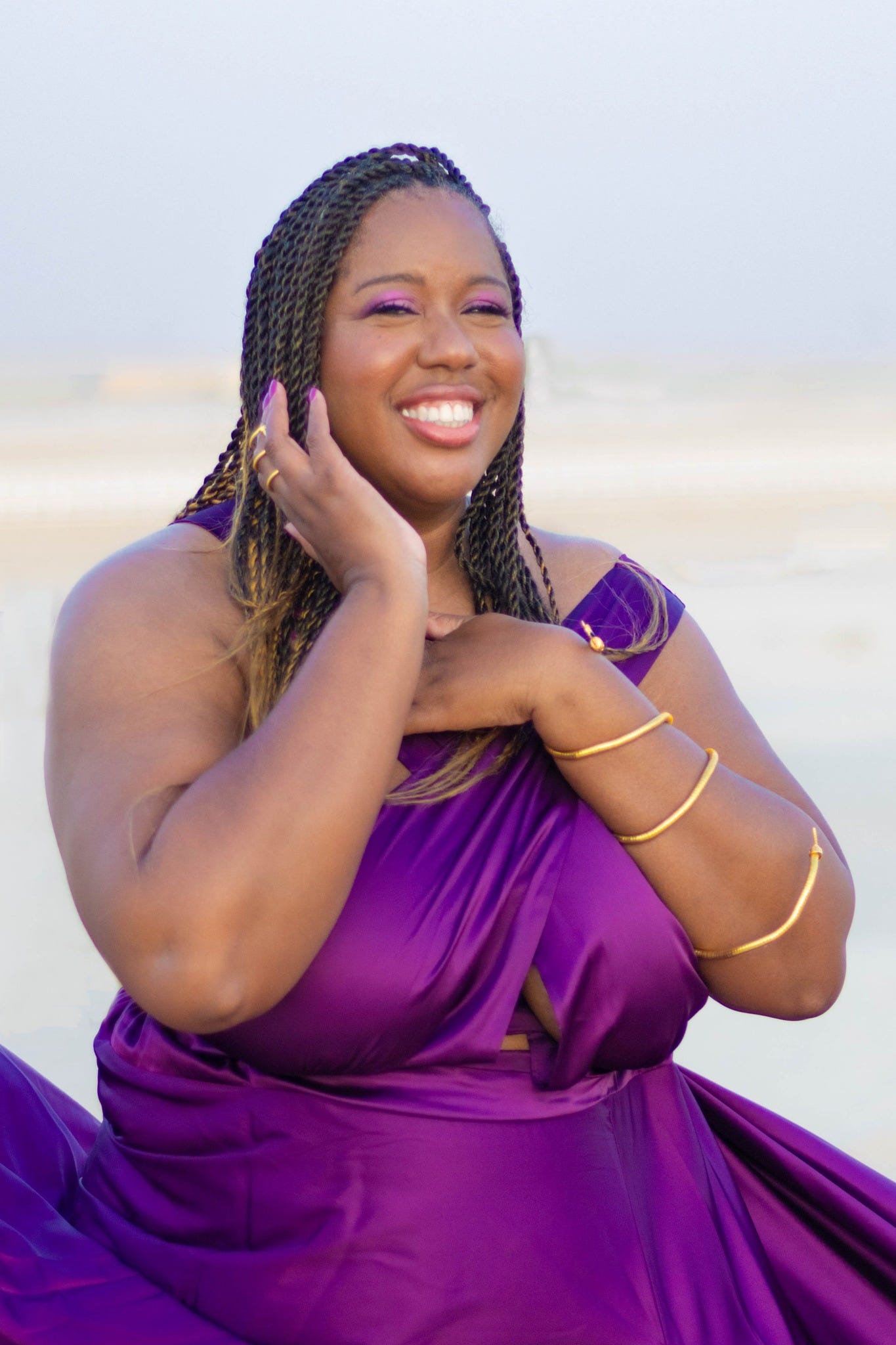 The Expat Life: Living in Oman, Co-Founding 'I Luv 2 Globe Trot,' & Finding Home Abroad w/ Nicole Brewer