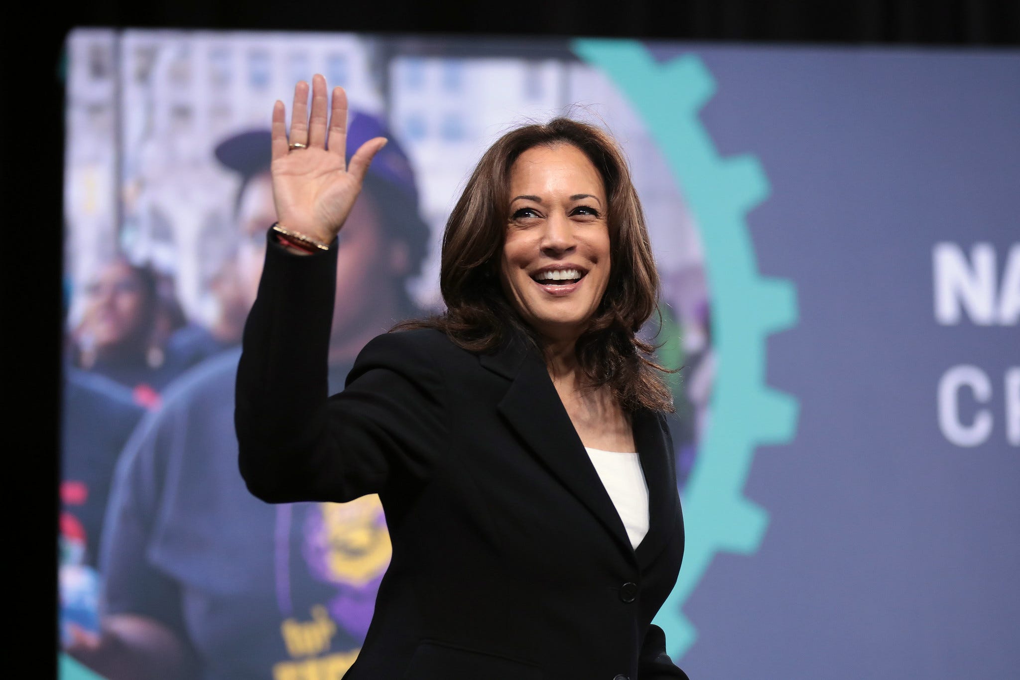 🎙 Análisis del debate entre Mike Pence y Kamala Harris - podcast episode cover