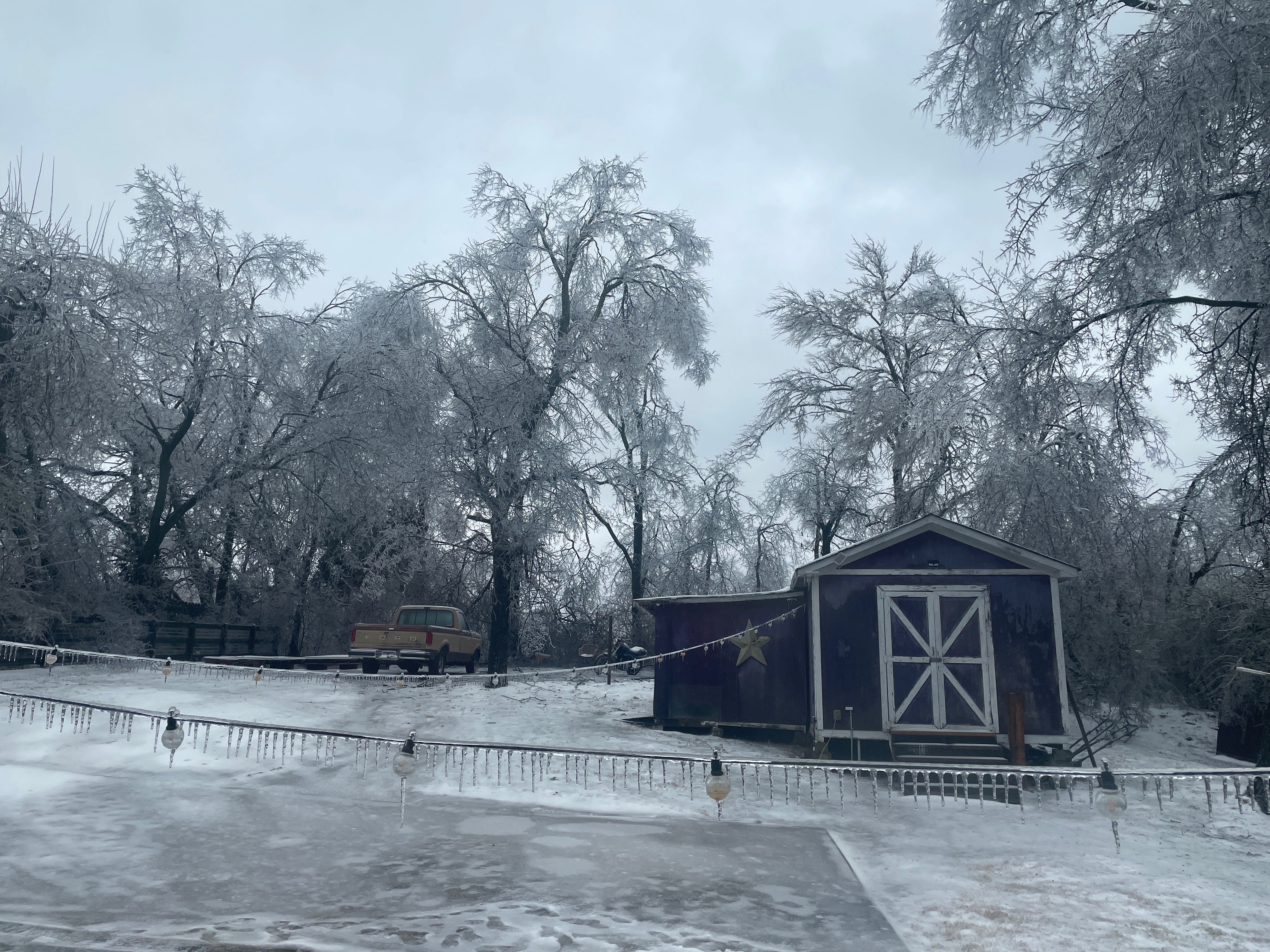 Legit Smitty\'s Underground Binder Clip Society