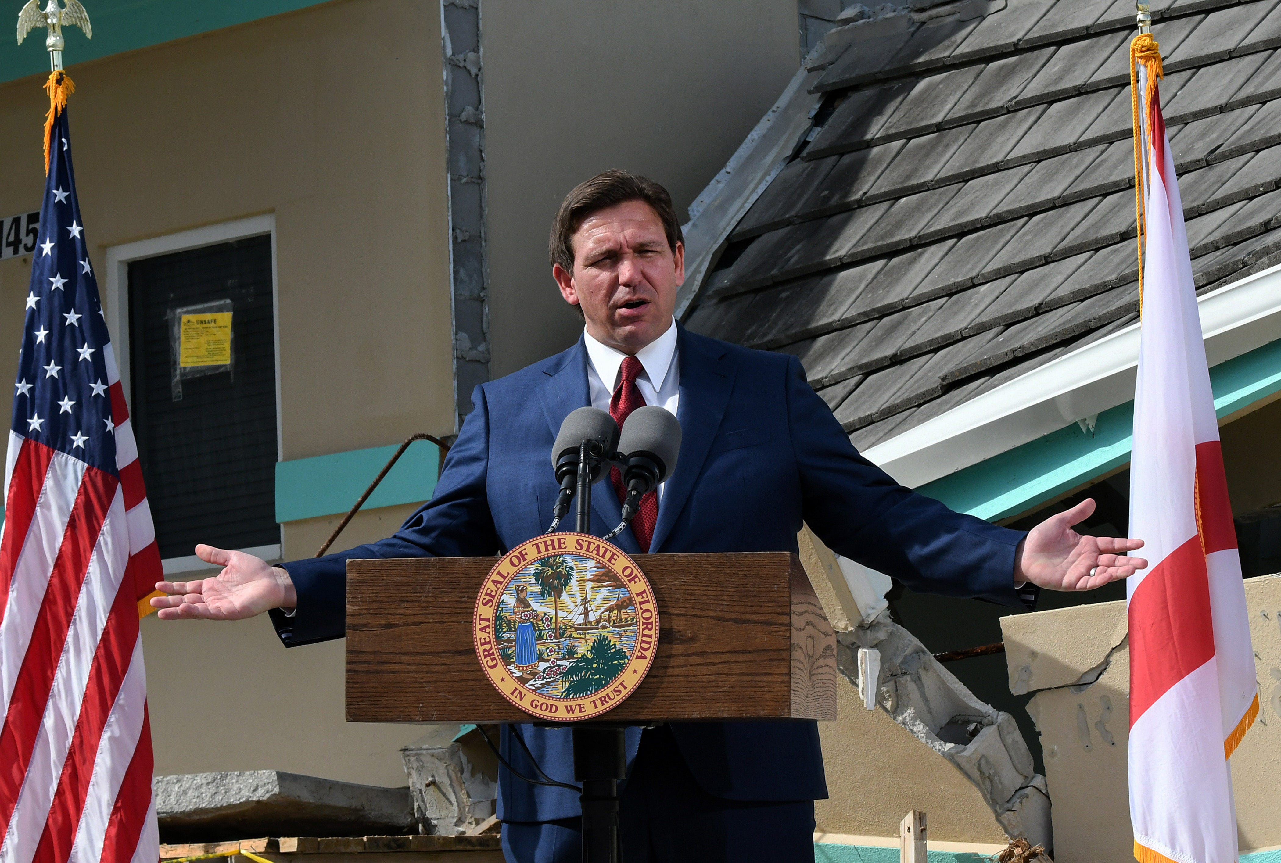 Florida Gov. Ron DeSantis Announces Ban on Pink Floyd episode artwork