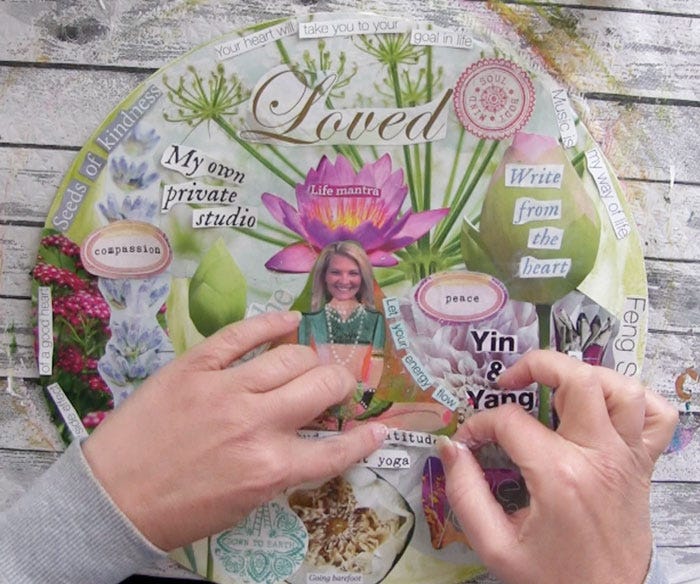 What's on YOUR VisionBoard for 2025? Here is how to create one to vision your Dream Life (Podcast #7). episode artwork