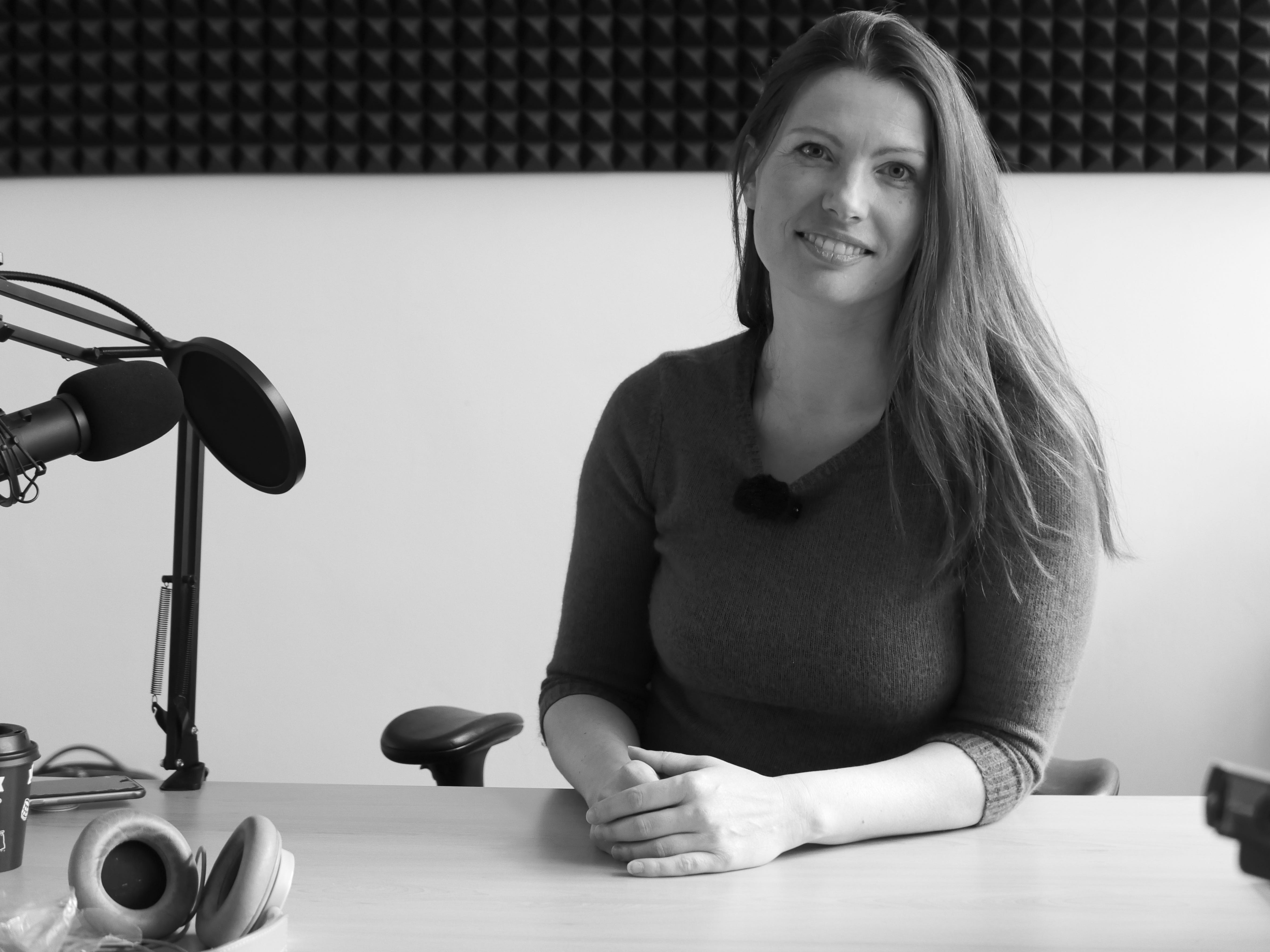 AUDIO: Obsluhovala jsem amerického velvyslance, říká sommeliérka Barbora Pečová (232) episode artwork