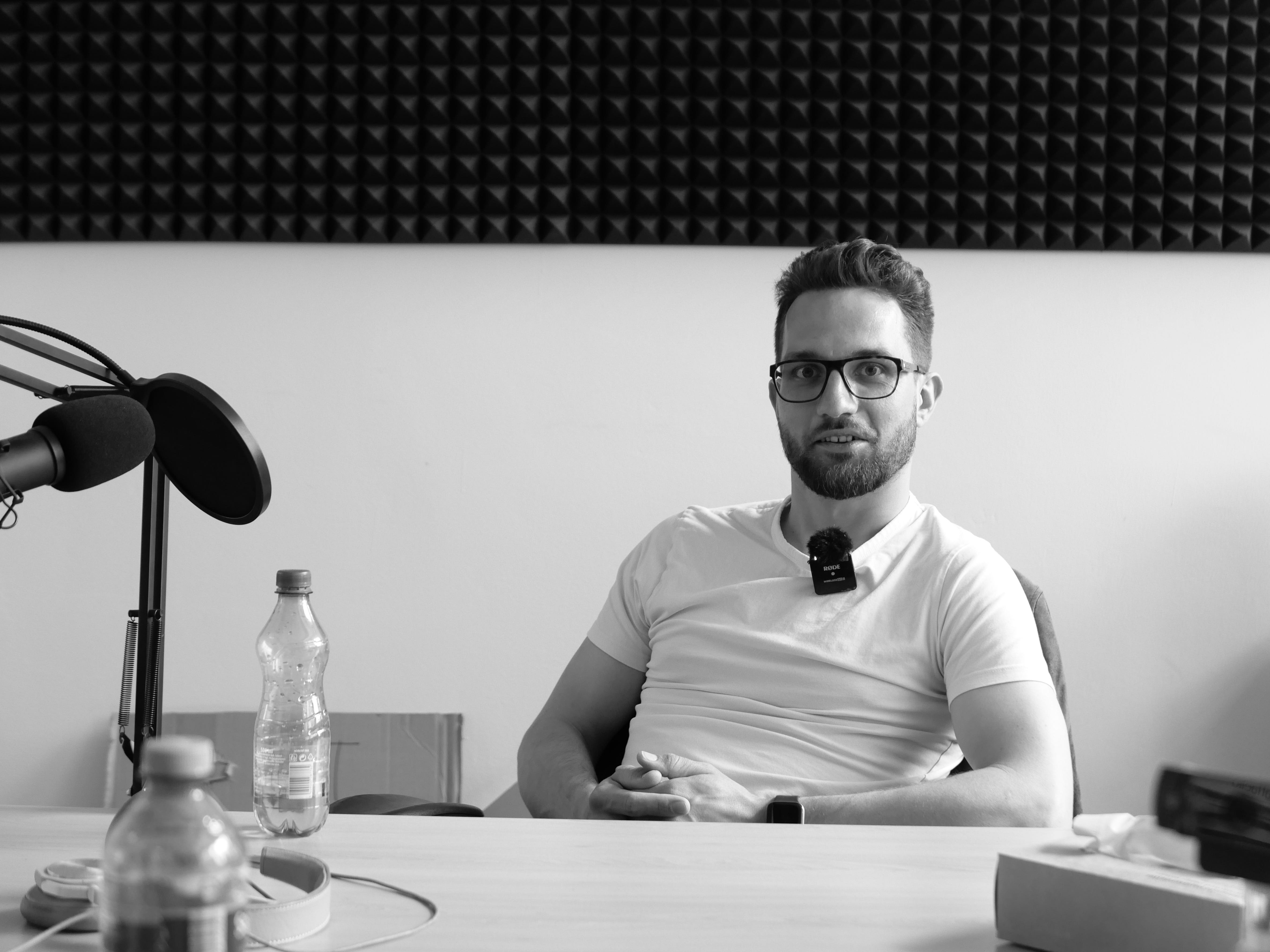 AUDIO: Chtěl jsem spojit dvě vášně, které mám od dětství: pro byznys a pro jídlo. Ale nechtěl jsem restauraci, říká podnikatel Martin Kudera (235) episode artwork