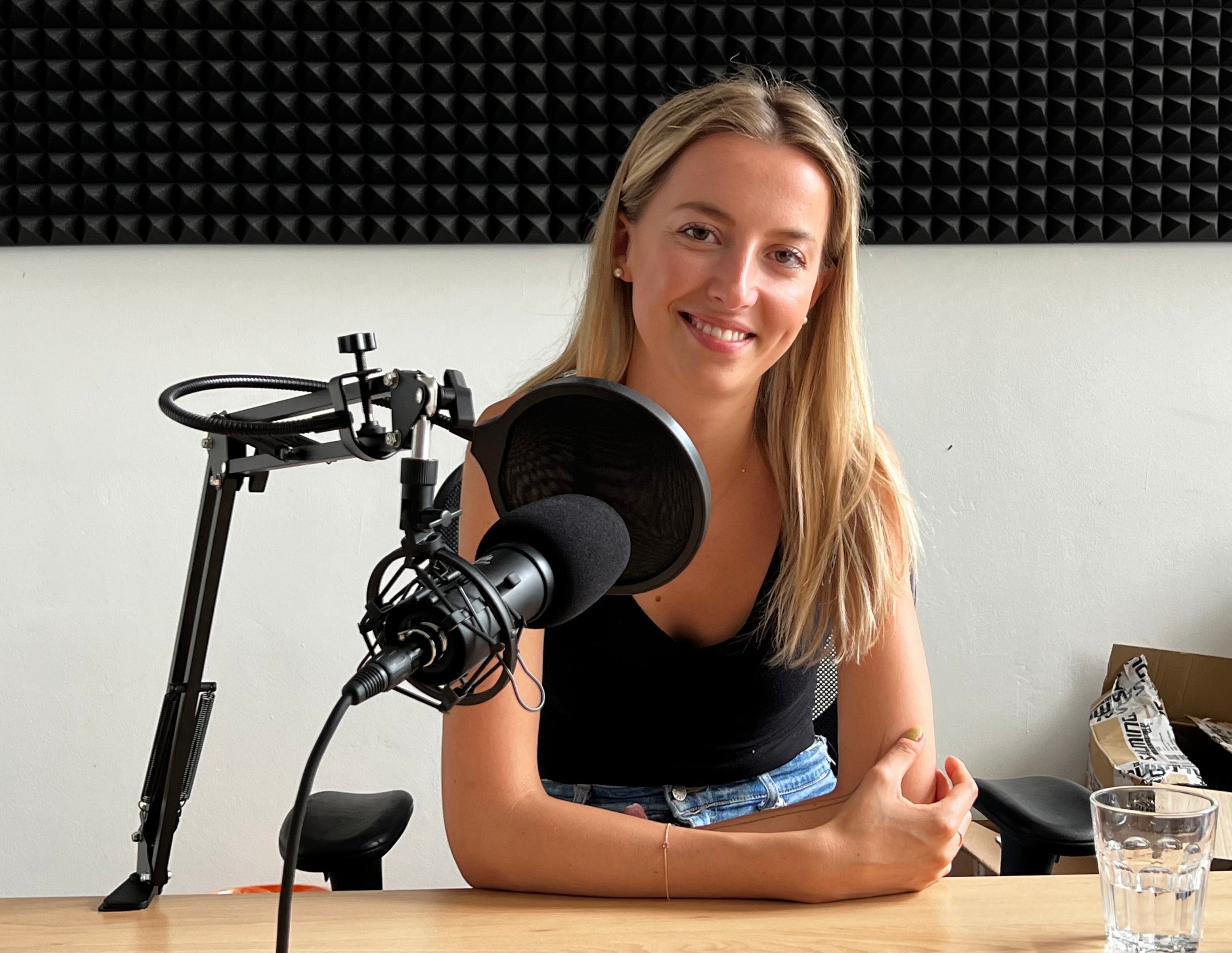 AUDIO: Baví mě propojovat krásu a funkčnost, říká průmyslová designérka Kateřina Rydlová (183)  episode artwork