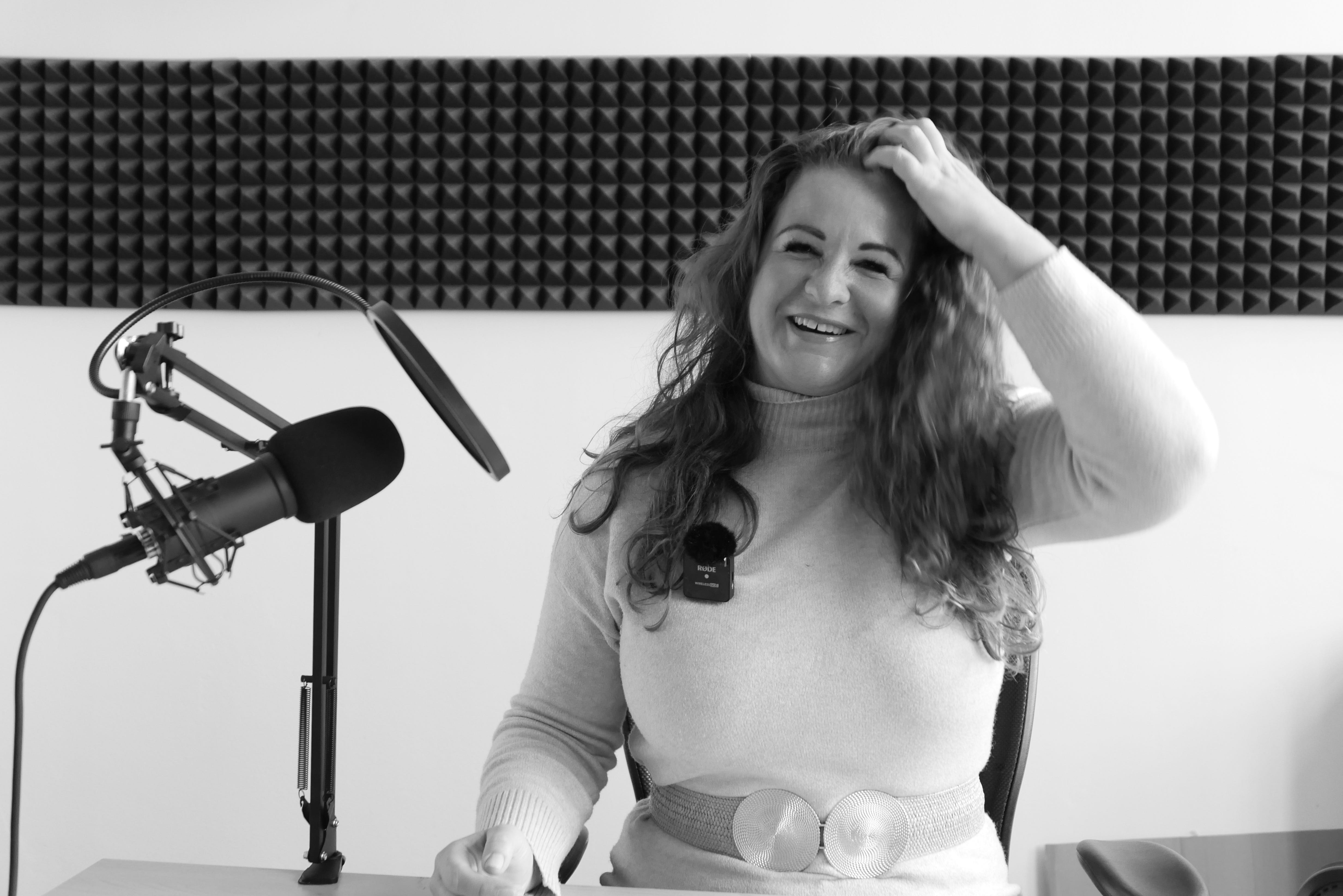 AUDIO: Zatím ve španělštině neumím minulý ani budoucí čas, takže žiju jen v přítomnosti, říká podnikatelka Simona Zábržová (199) episode artwork
