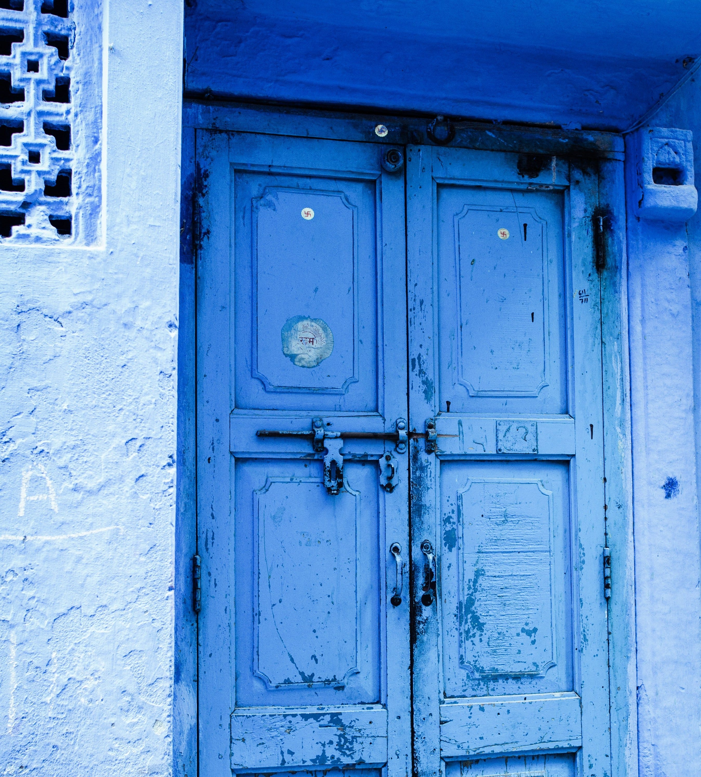 The Door is Closed but Unlatched episode artwork