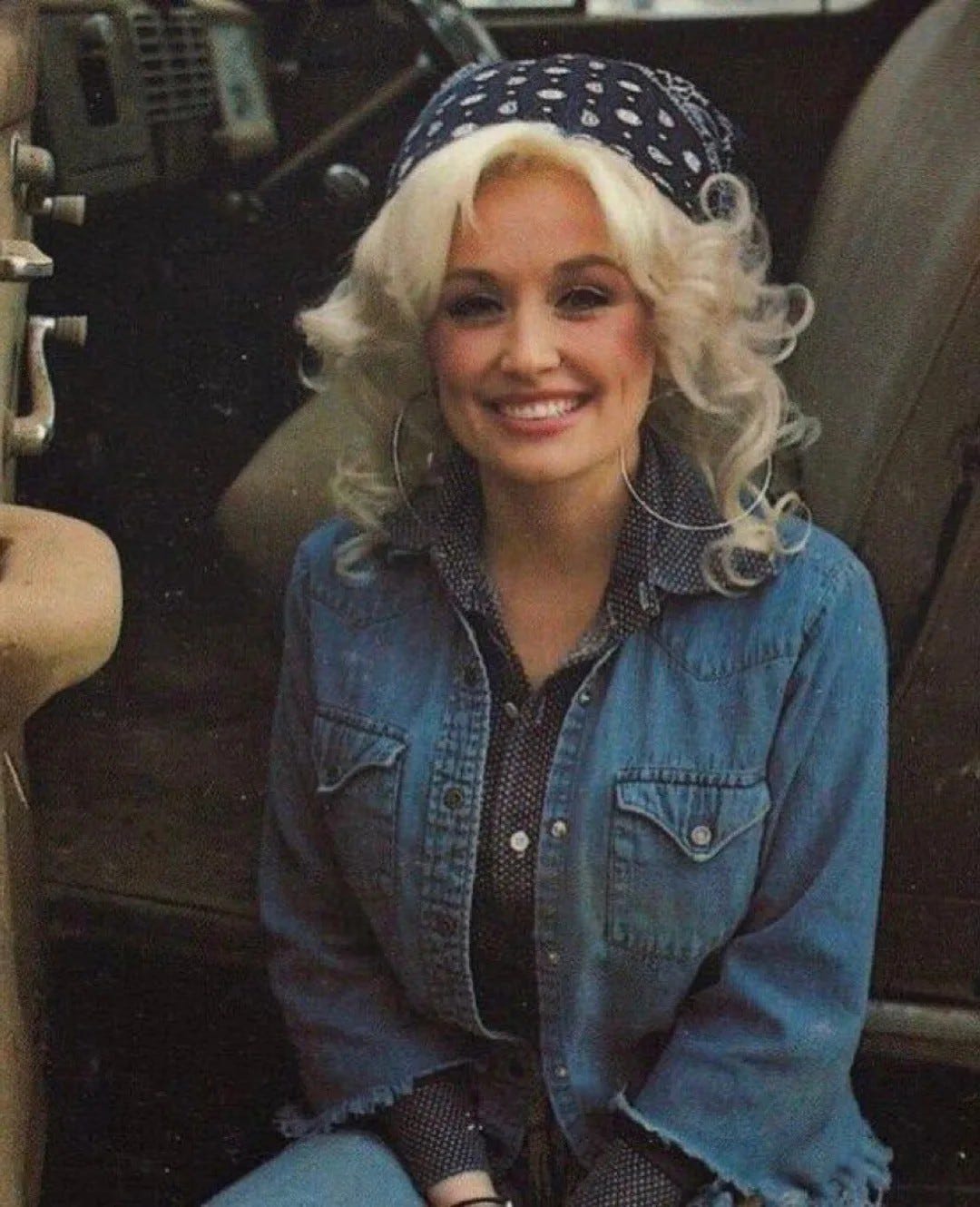 TRIBUTE TO DOLLY PARTON