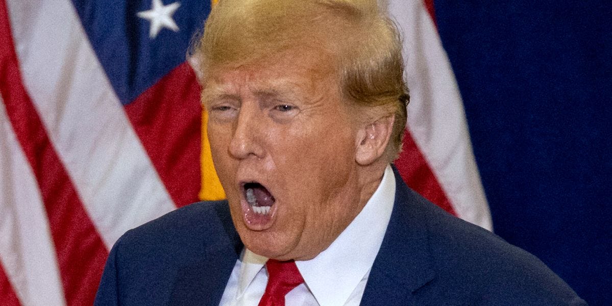 Let’s Face It: Donald Trump Is An Idiot (S01E74) episode artwork