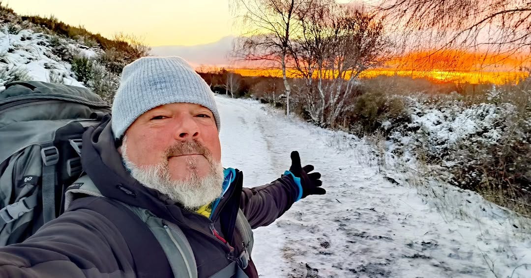 El periodista que siempre pasa la Navidad en el Camino de Santiago: "El Camino es mi vida; mi mochila, mi casa; los peregrinos, mi familia" episode artwork