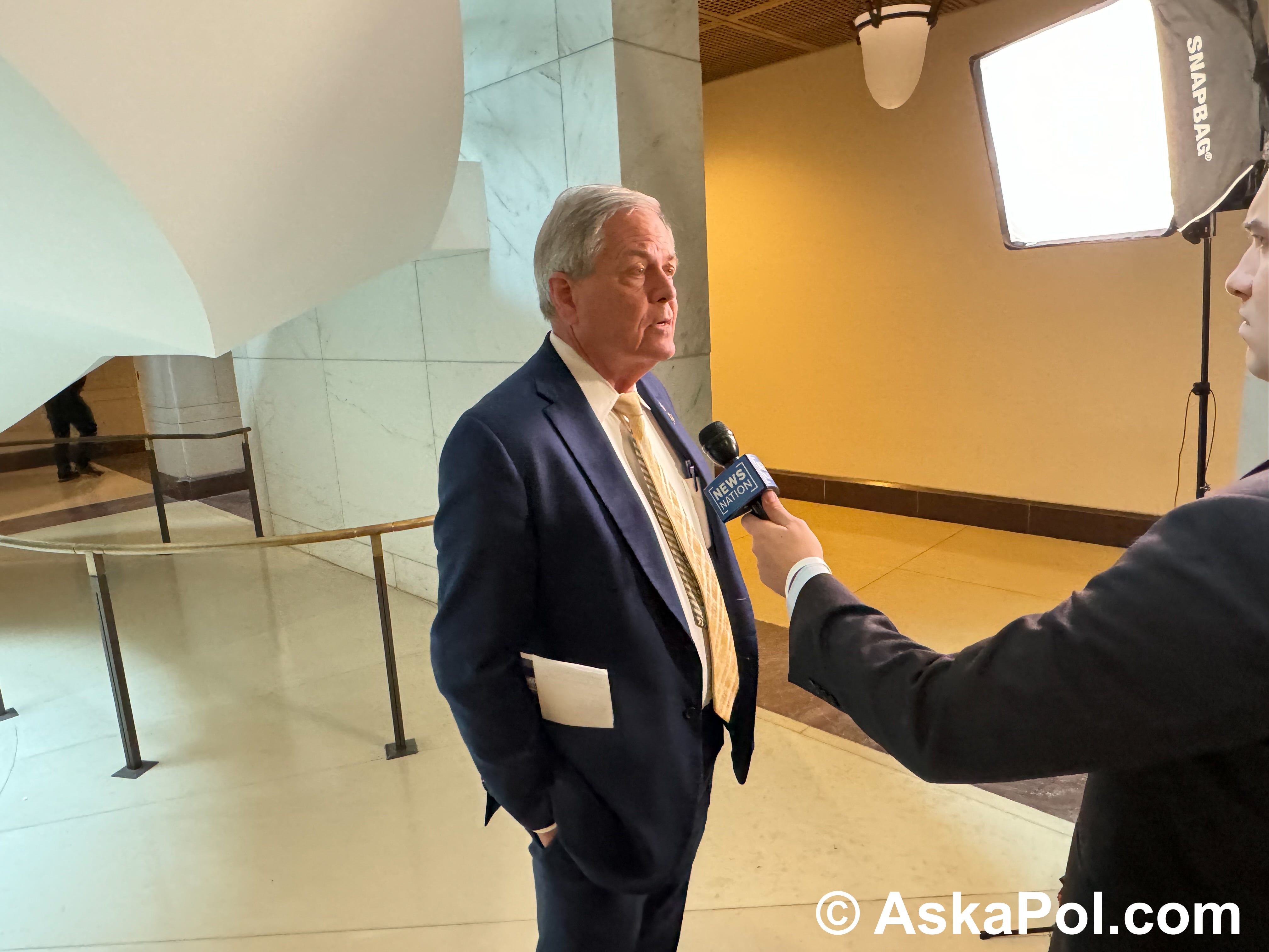 Freedom Caucus leader claims town halls good for GOP: "It helps" episode artwork