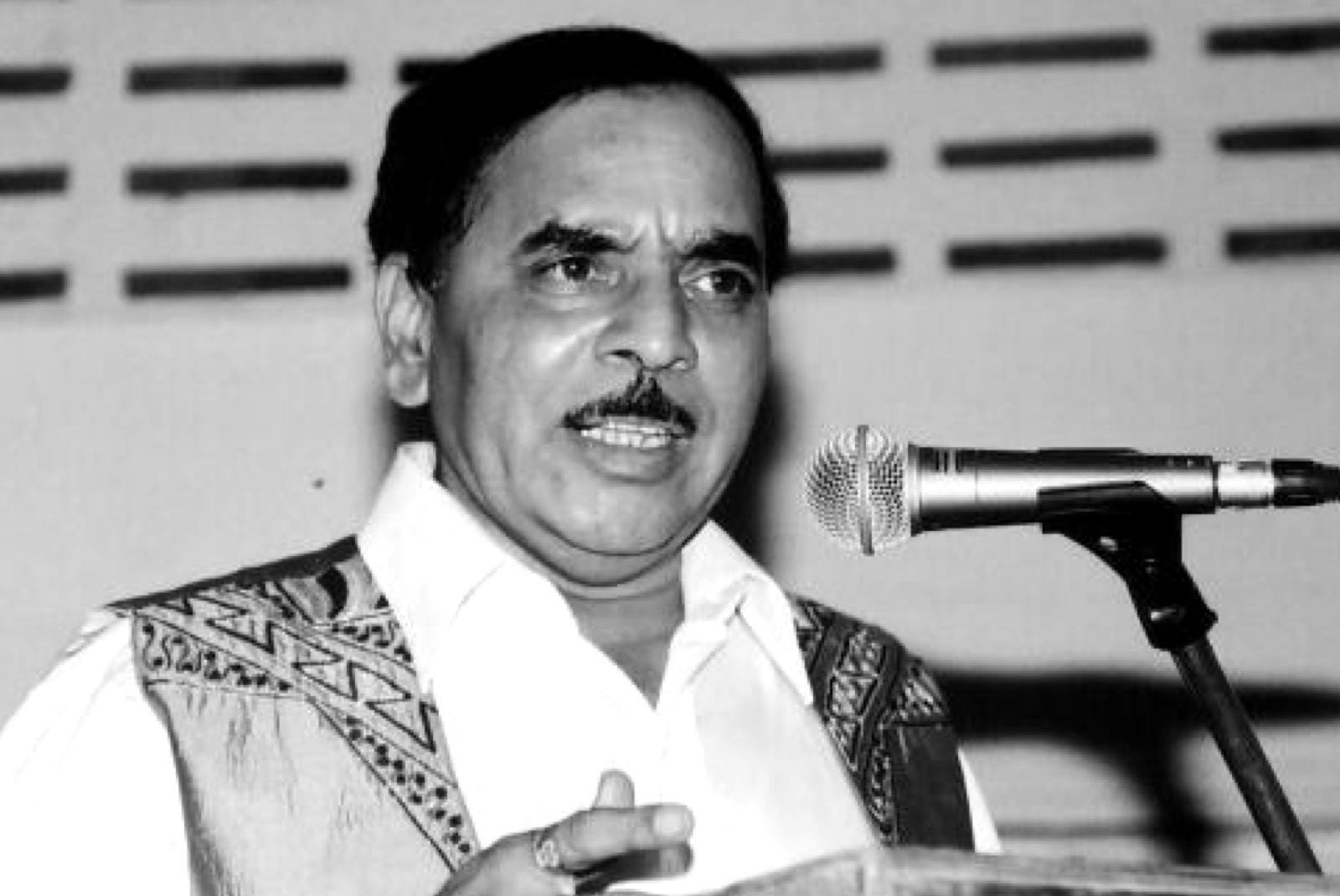 26: Epistemology of voice & music - Part 2 with Pt Shrikant Ranade episode artwork