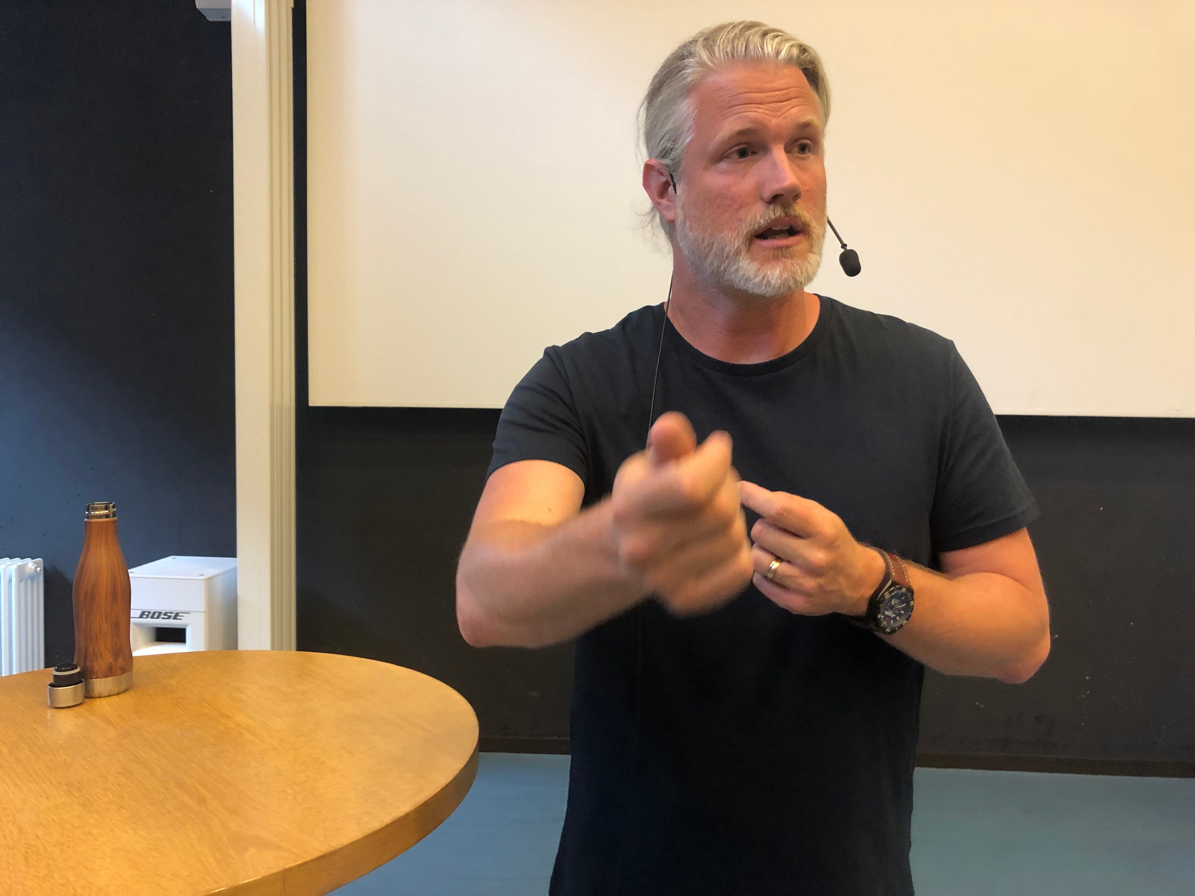 Rak höger med Ivar Arpi