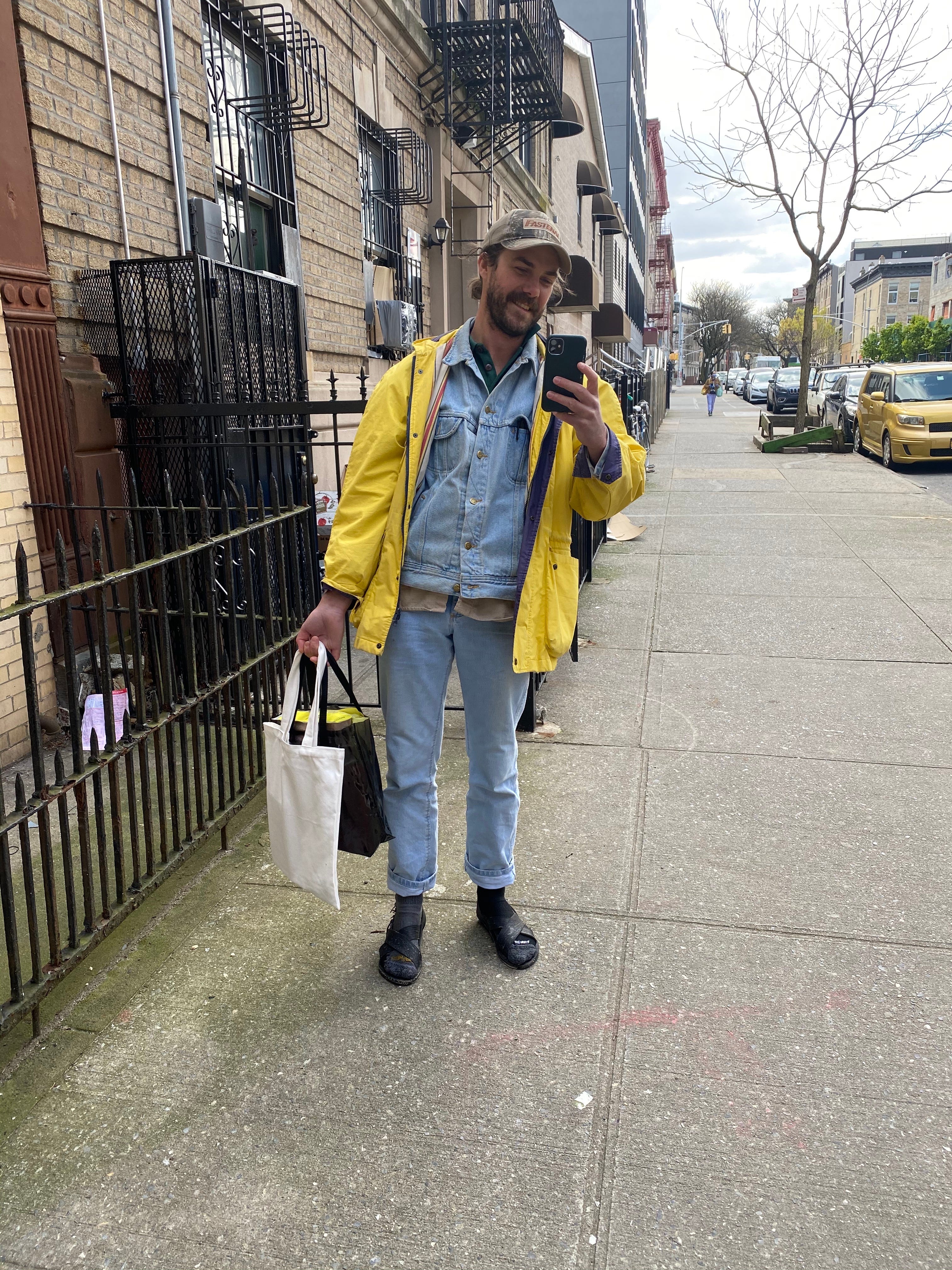 🎧 Dear Danny: On virginity, dysmorphia, & fashion faux pas