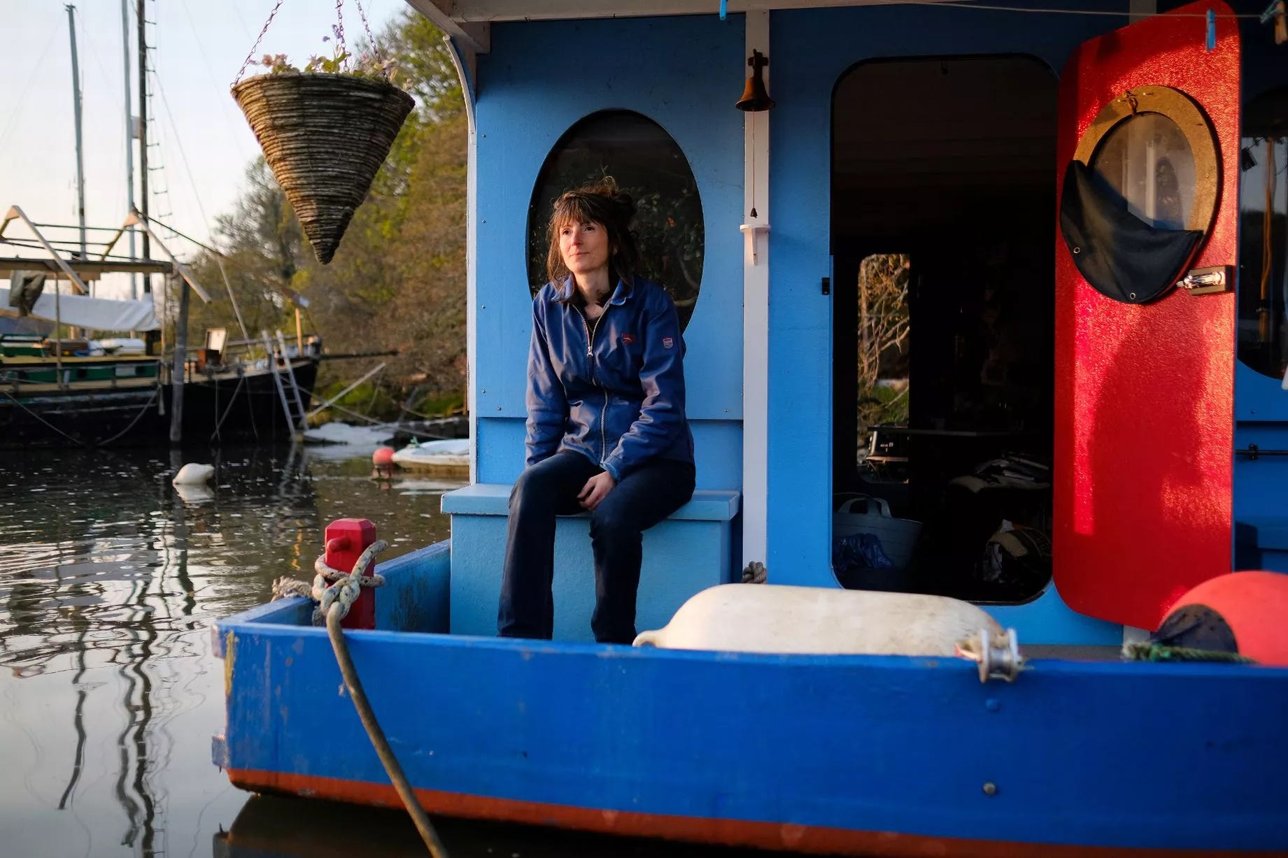 The Bosnian Who Lives on a Boat