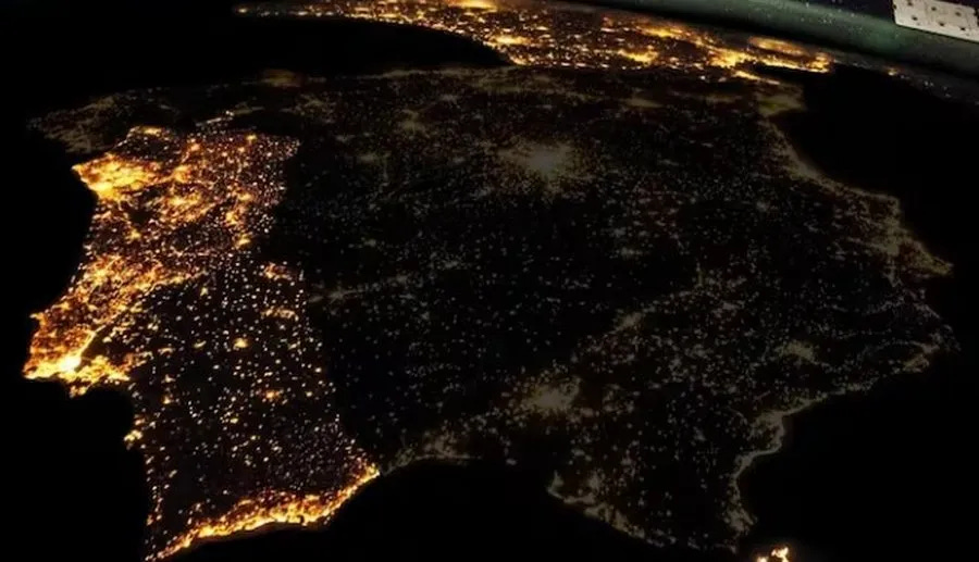 EP192: The Dark Side of Decarbonization: Unpacking the Iberian Blackout