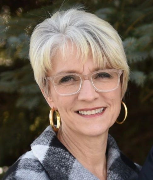 Interview: Heidi Engelhart episode artwork