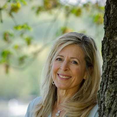 The Infinity Wave: A Path to Love, Compassion, and Flow, with Hope Fitzgerald