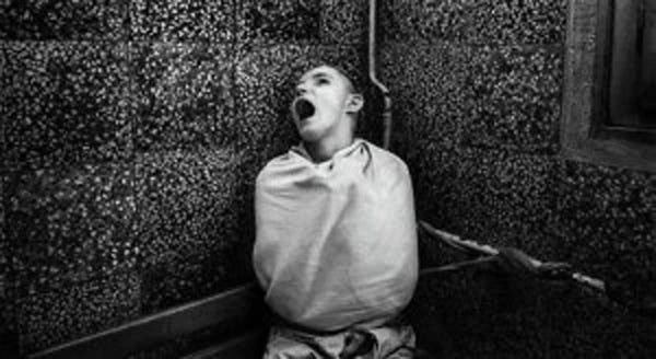 Choose Chic Chic Mental Asylum To Resolve Your Next Psychosis