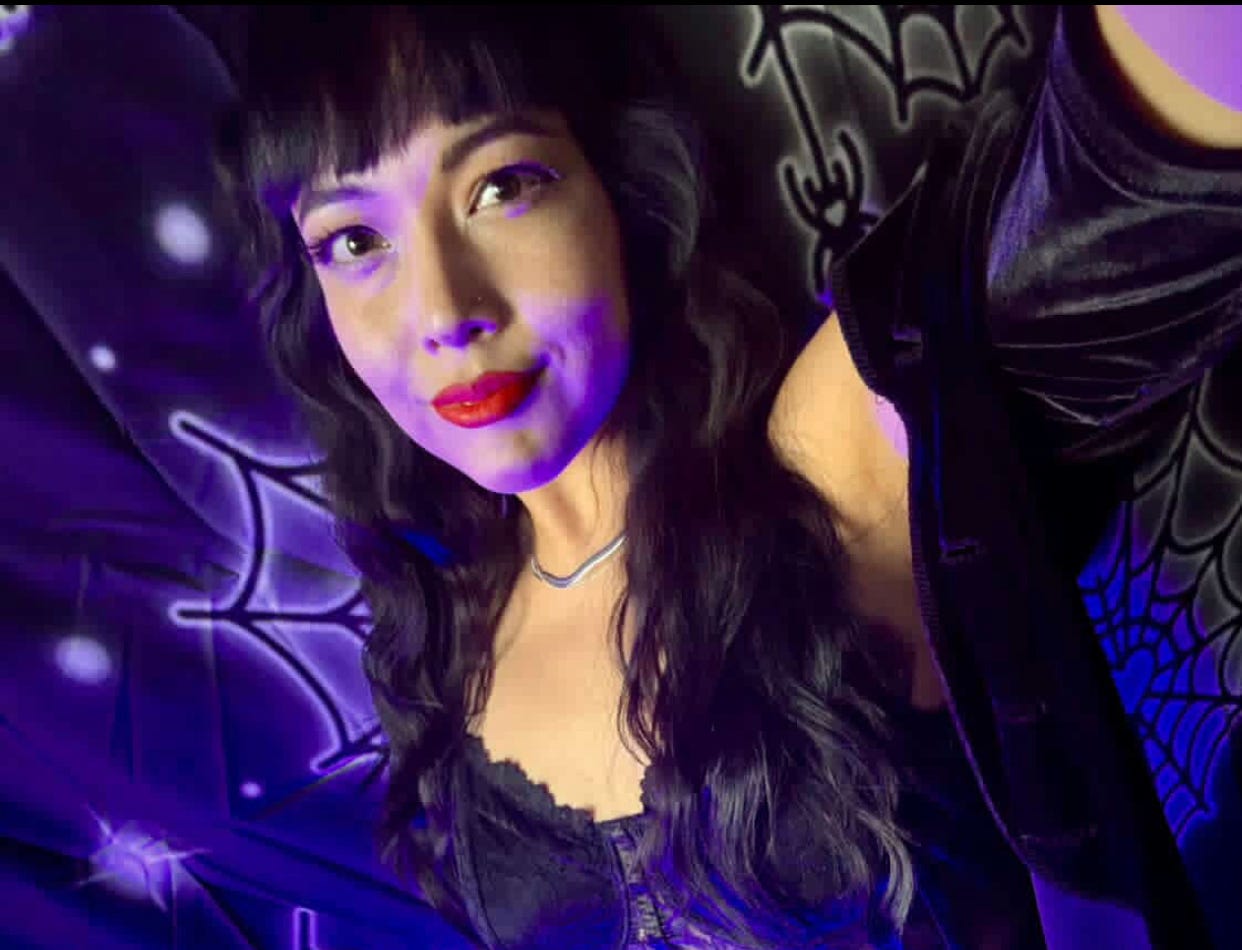 The Sensual Politics Of A Mexigoth With Lizett From Astreyas