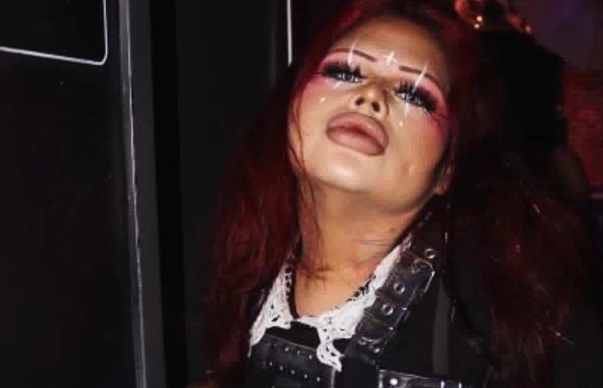 Finding Beauty In Darkness With Stylist, Psychic, Healer And Fetishist Kimie | 473