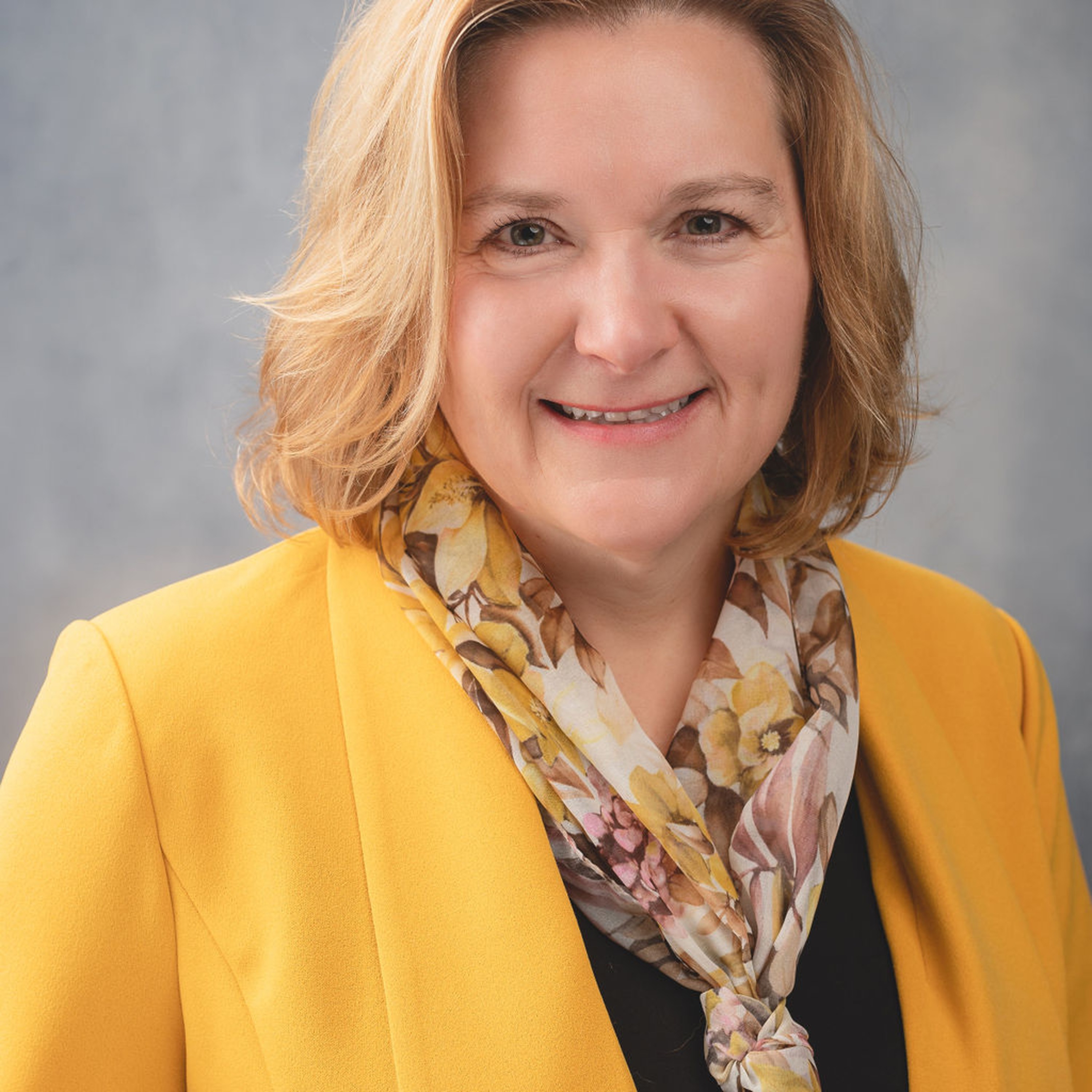 UT House Candidate Lynette Wendel Discusses Volunteer Work During COVID-19 episode artwork