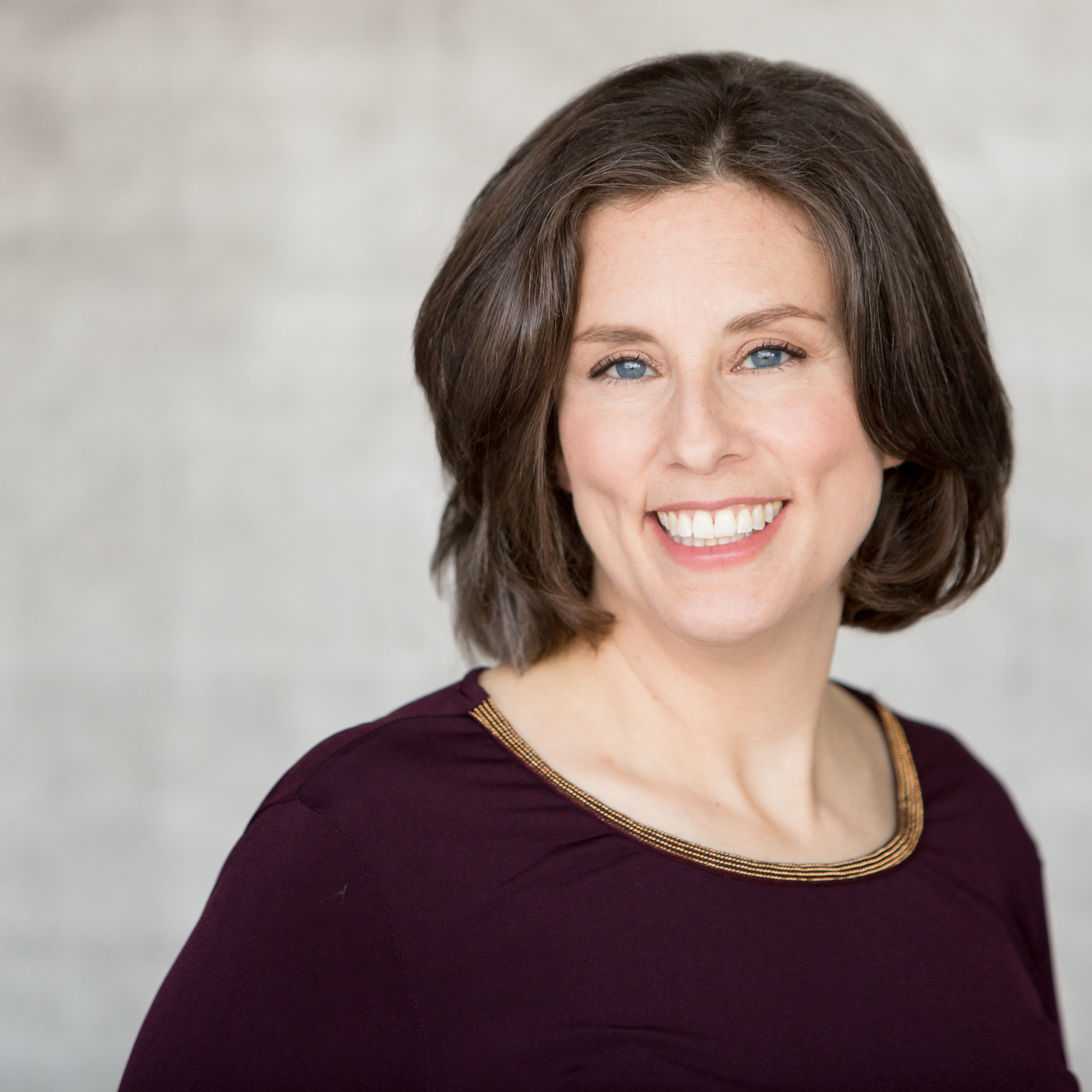 Crowdfunding Expert Jenny Kassan Gives Advice to Businessowners - #plugintodevin episode artwork