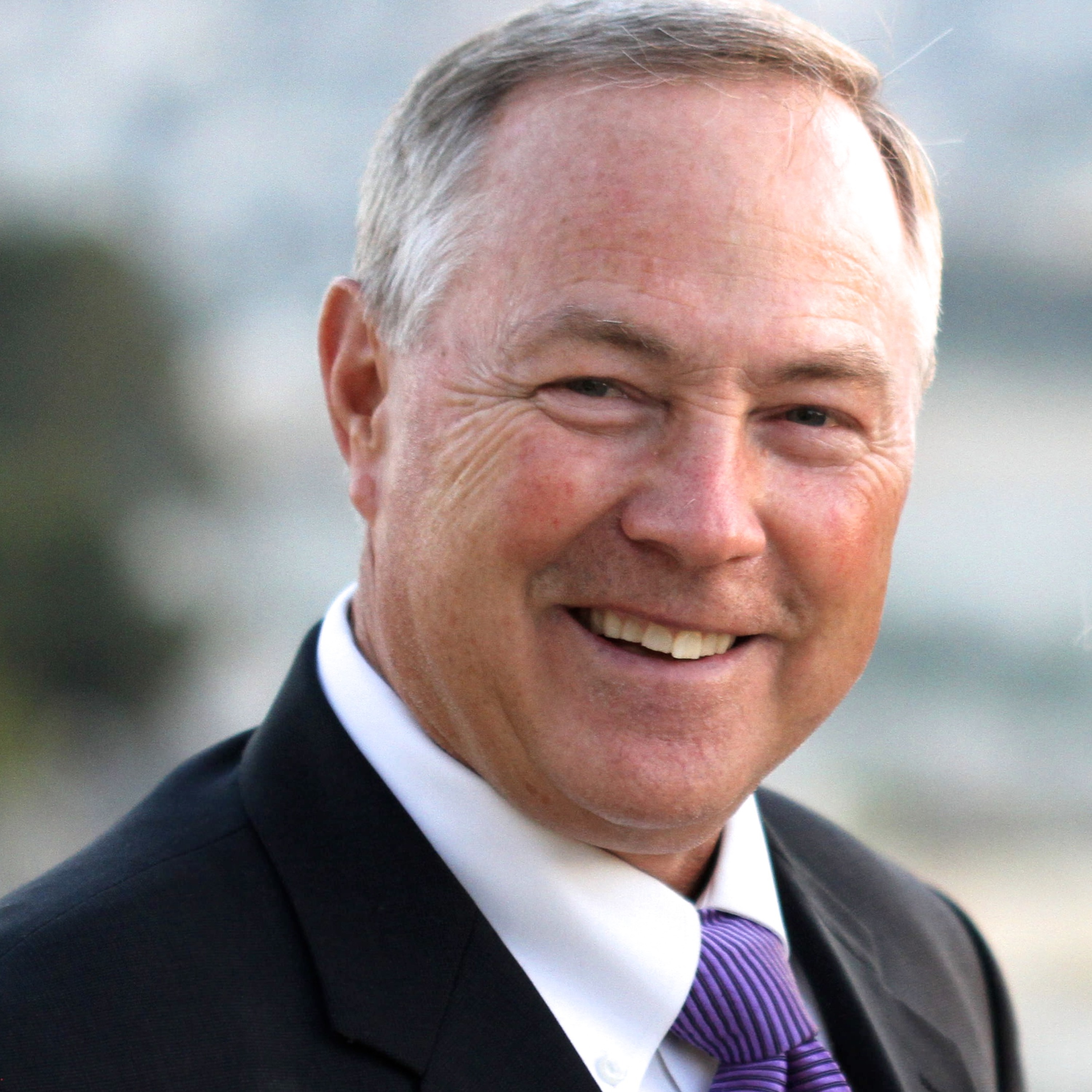 Superpowers for Good: Empowering Changemakers for Social Impact via Regulated Investment Crowdfunding from the SuperCrowd.