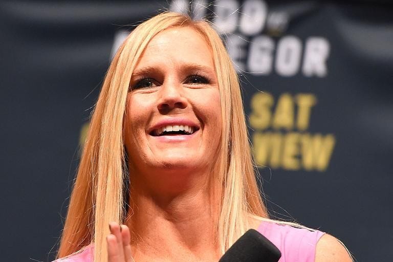 Media scrum: UFC women's bantamweight champion Holly Holm episode artwork