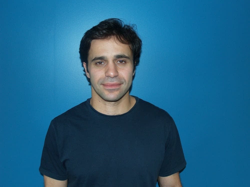 Immigrant Parenting w/Keith Gessen episode artwork