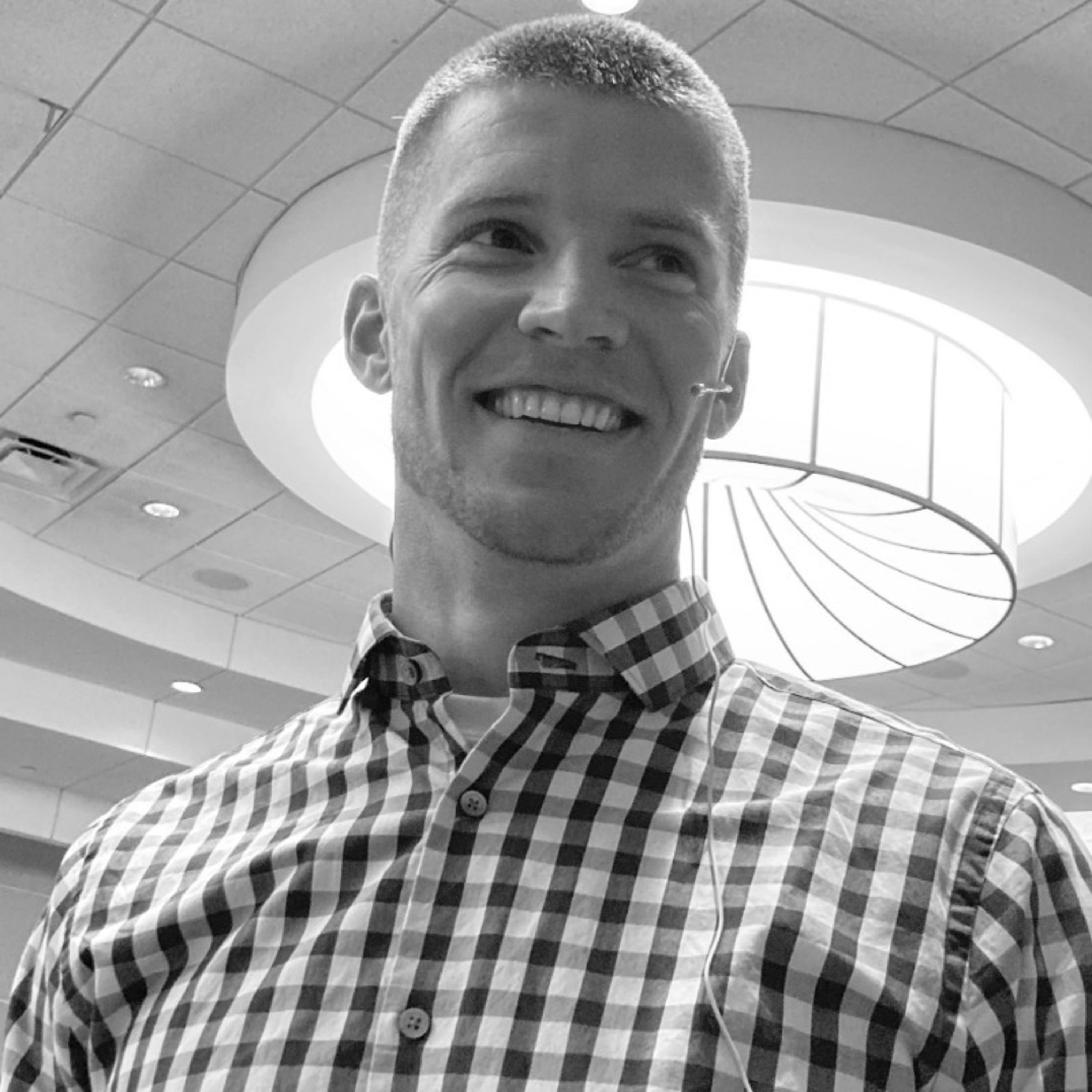 Navigating Multifamily Real Estate with Integrity: An Interview with Lee Yoder of Threefold Real Estate Investing episode artwork