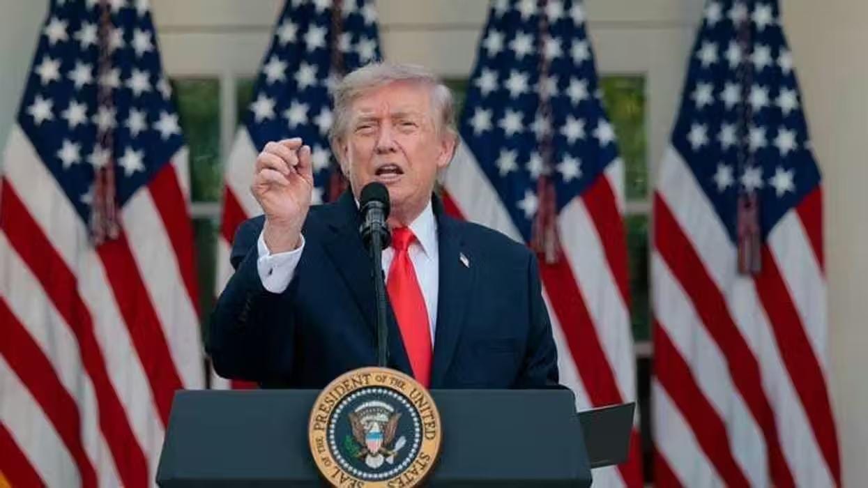 ‘So sad!’ Trump reacts to sudden death of Lindsey Graham — promises ‘details to follow’ episode artwork