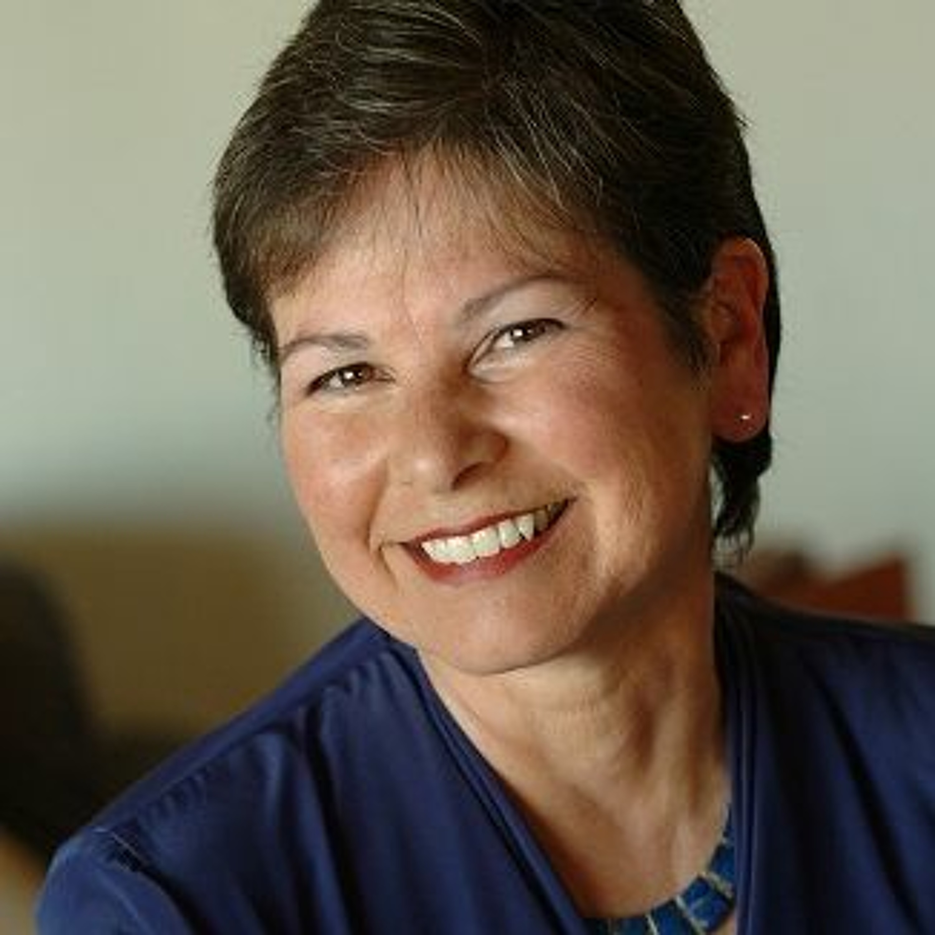 Dr. Anita Perez Ferguson - Helping Women Get Their Voices Heard and Support Each Other episode artwork