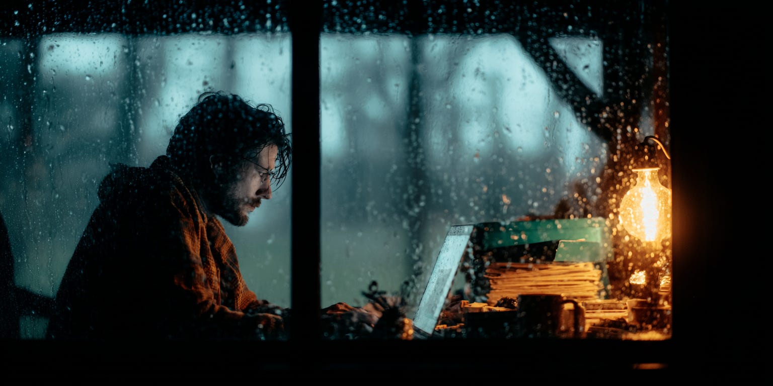 Red Pill, Green Binder. episode artwork