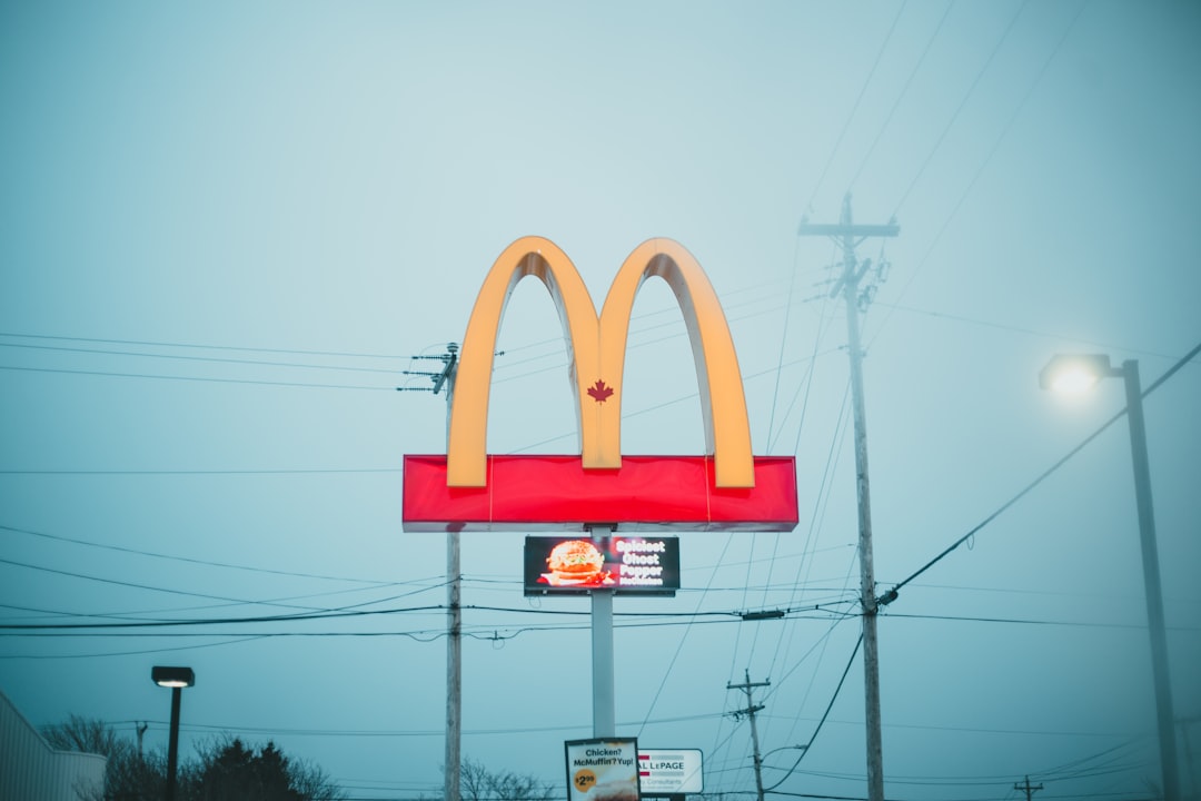 Fast Food Burger Nostalgia (+ A PSA Regarding Panic Attacks and Mental Health etc!) thumbnail