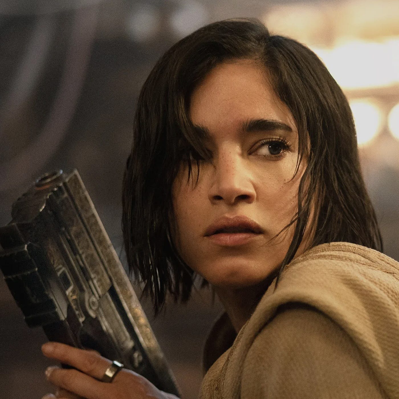 "Rebel Moon - Director's Cut": Machen nackte Haut und Blut einen Film besser? episode artwork