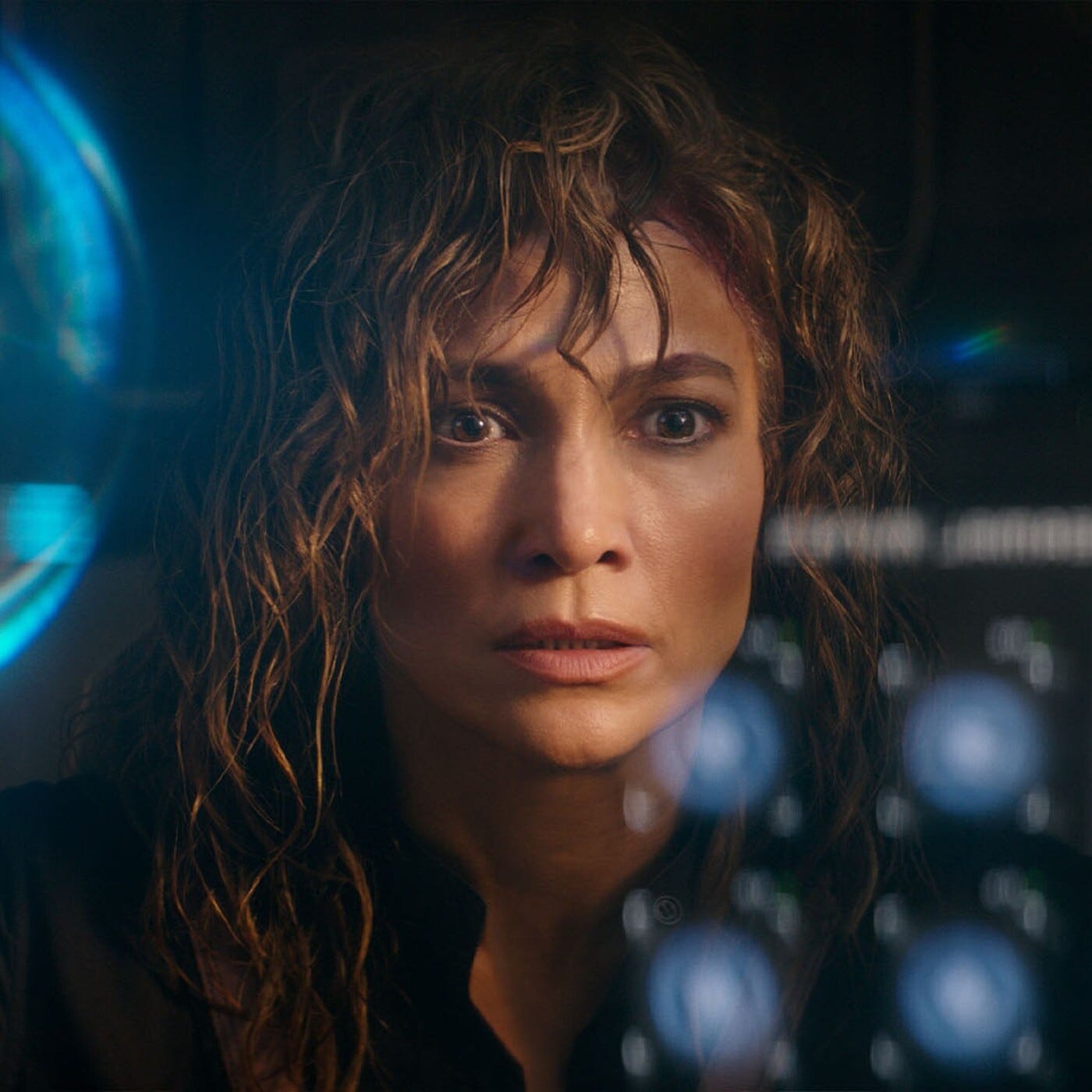 "Atlas": Jennifer Lopez im Duell mit der Killer-KI episode artwork