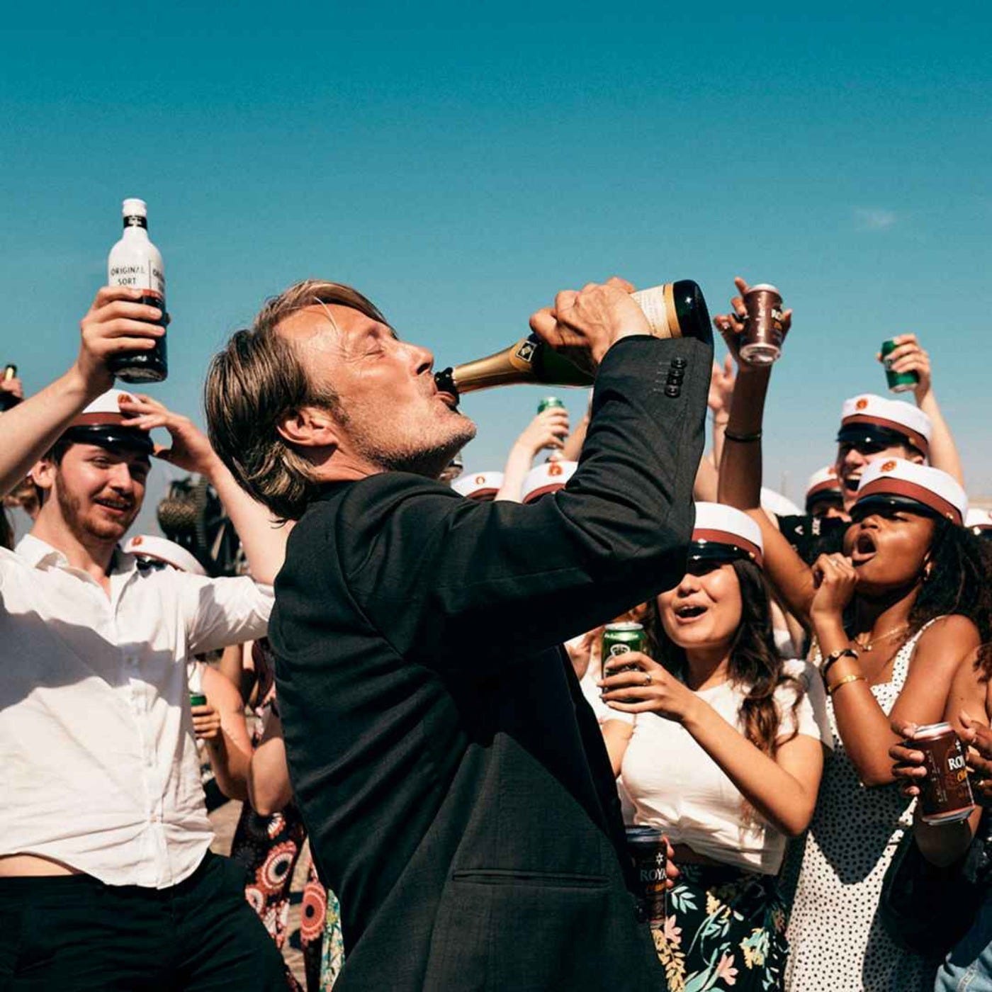 "Der Rausch"? Mads Mikkelsen konstant betrunken episode artwork