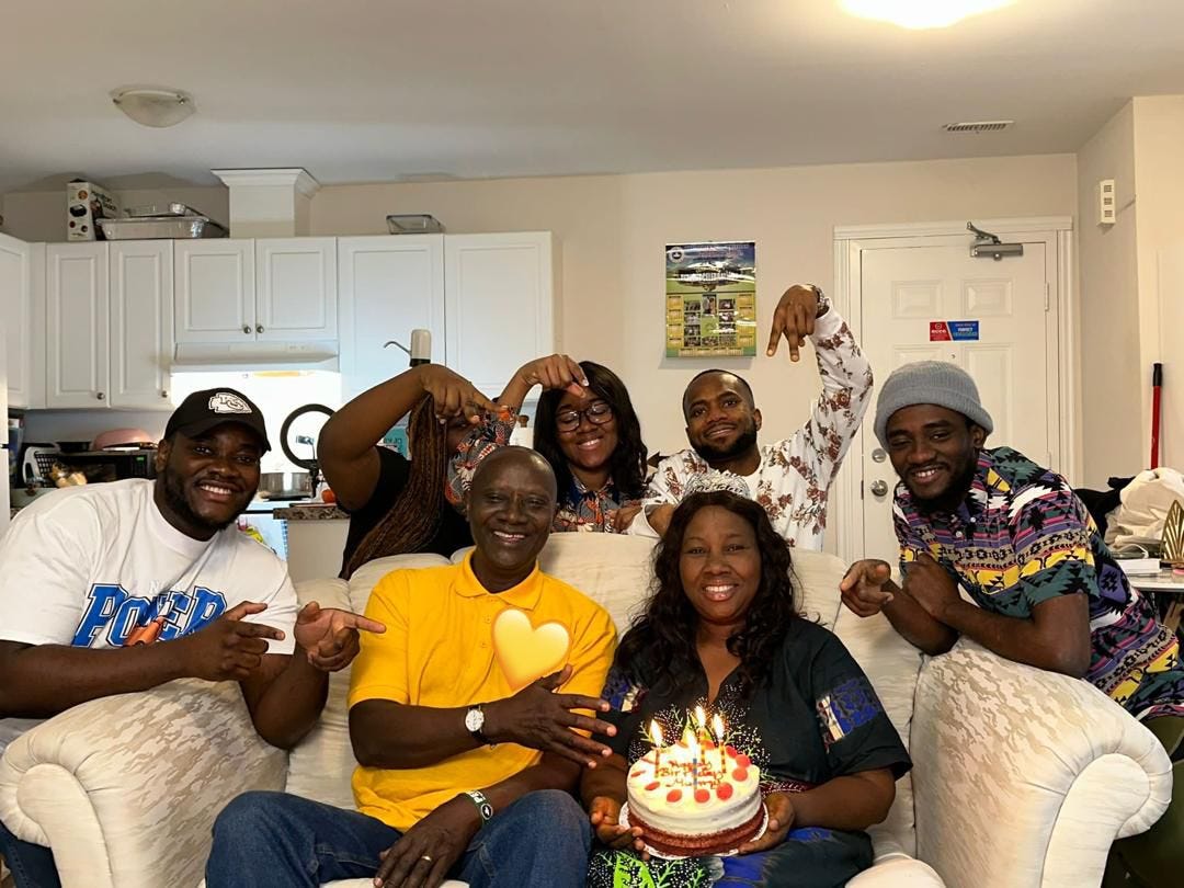 1 Minute, Please? - 🎧 第15集：这一期献给我的父母 封面