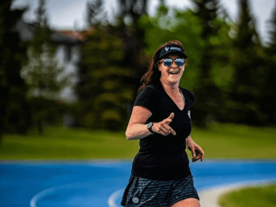 Ep. 74 50 ultras by 50 years old. With Laura Sherrer-Townsend