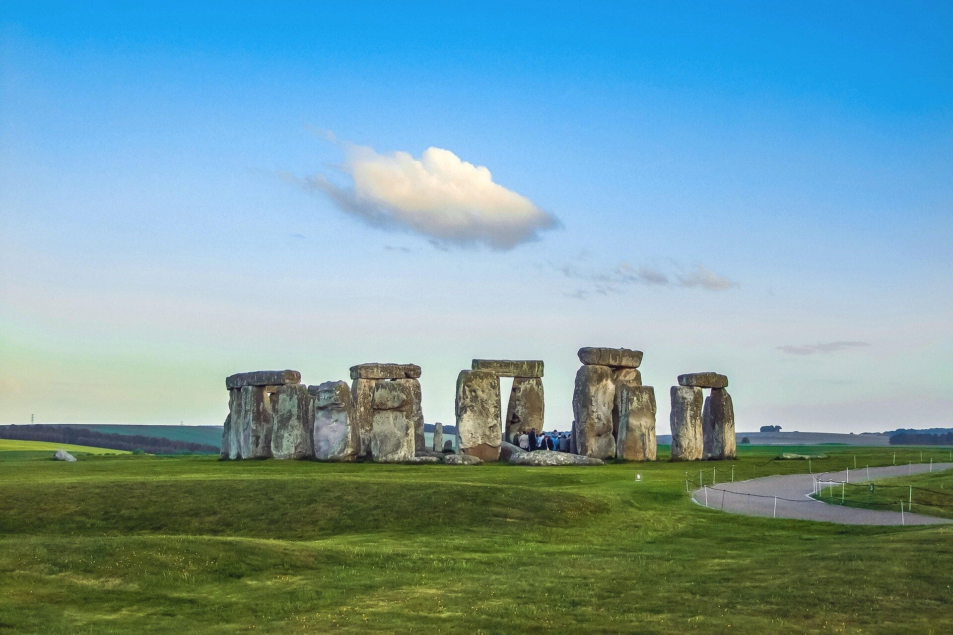 The Cow That Walked to Stonehenge: A Tooth’s Tale of a 5,000-Year-Old Journey episode artwork